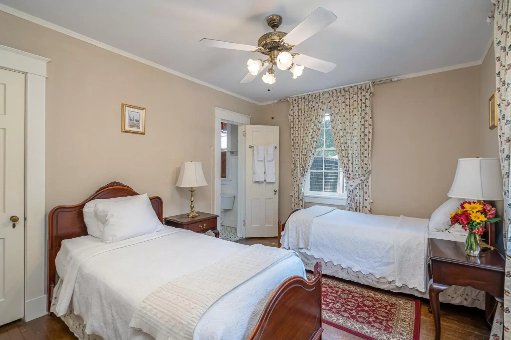 Bedroom, Bed in Cedars of Williamsburg Bed & Breakfast