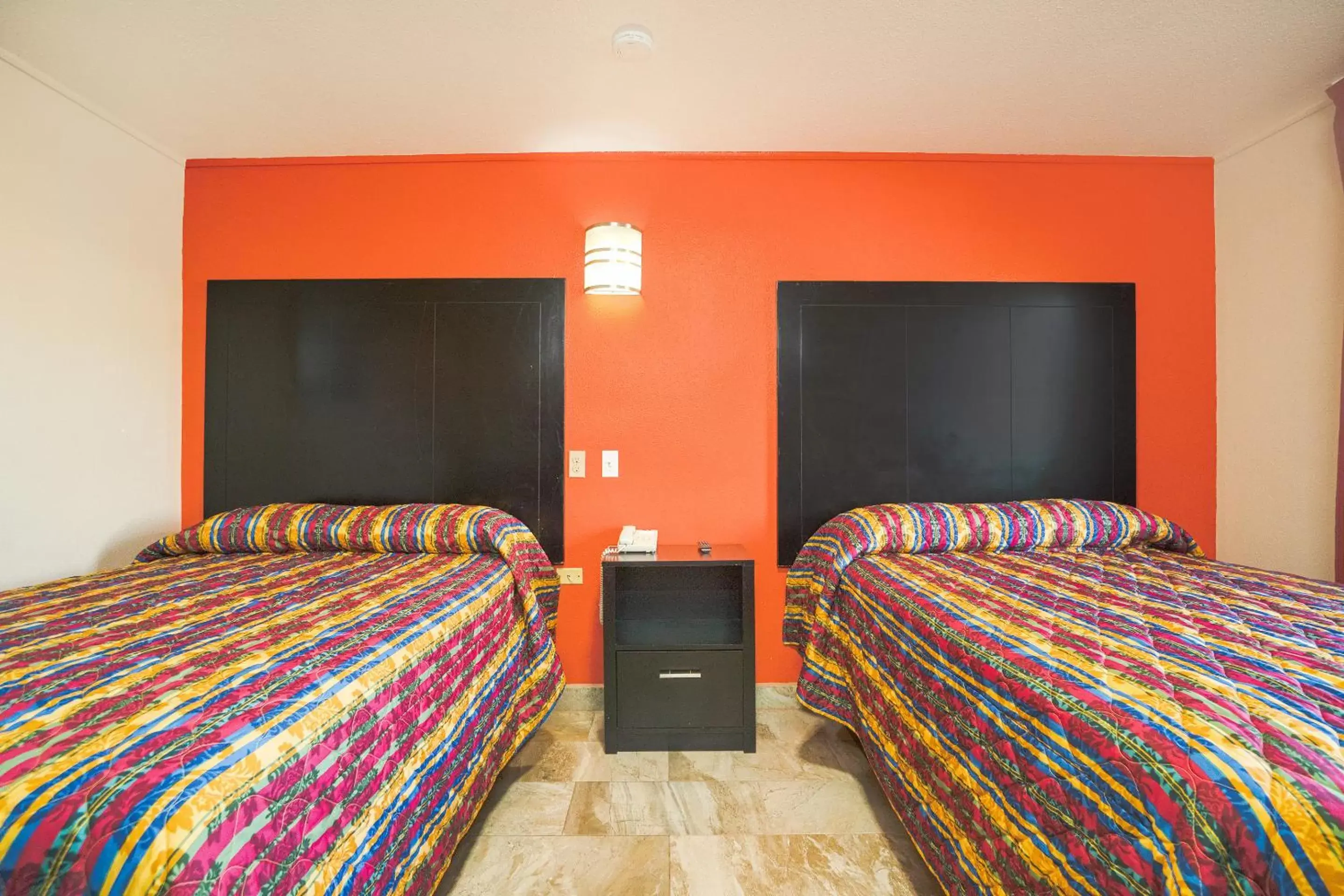 Bedroom, Bed in Vali Ho Motel By OYO Weslaco Mercedes
