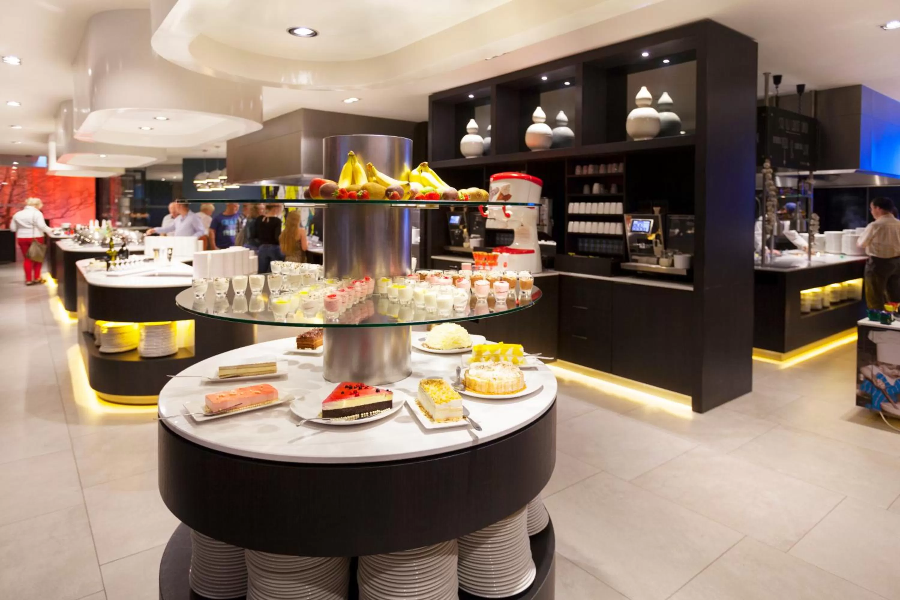 Restaurant/places to eat in Hotel Van der Valk Maastricht