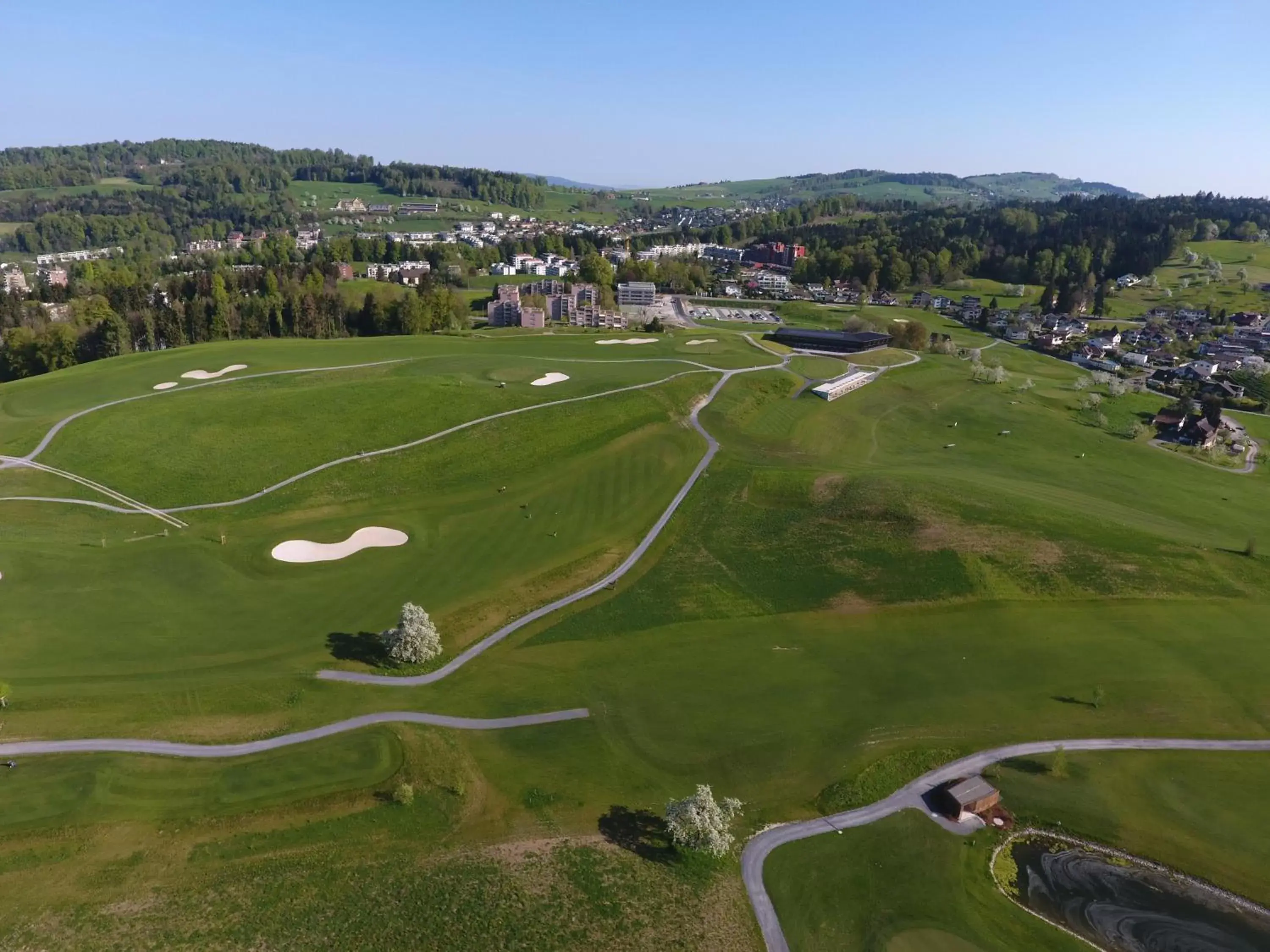 Property building, Bird's-eye View in Gasthaus Badhof - Golfhotel