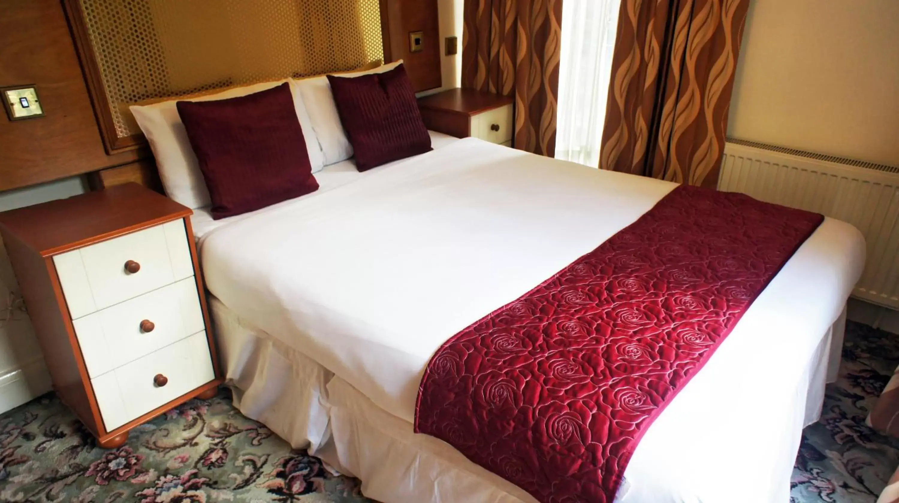 Bed in Aspen Hotel