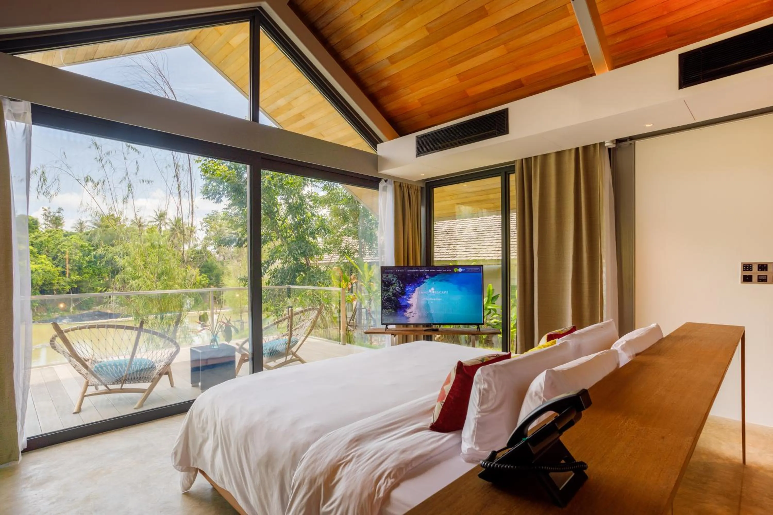 Lake view, Bed in Island Escape Burasari