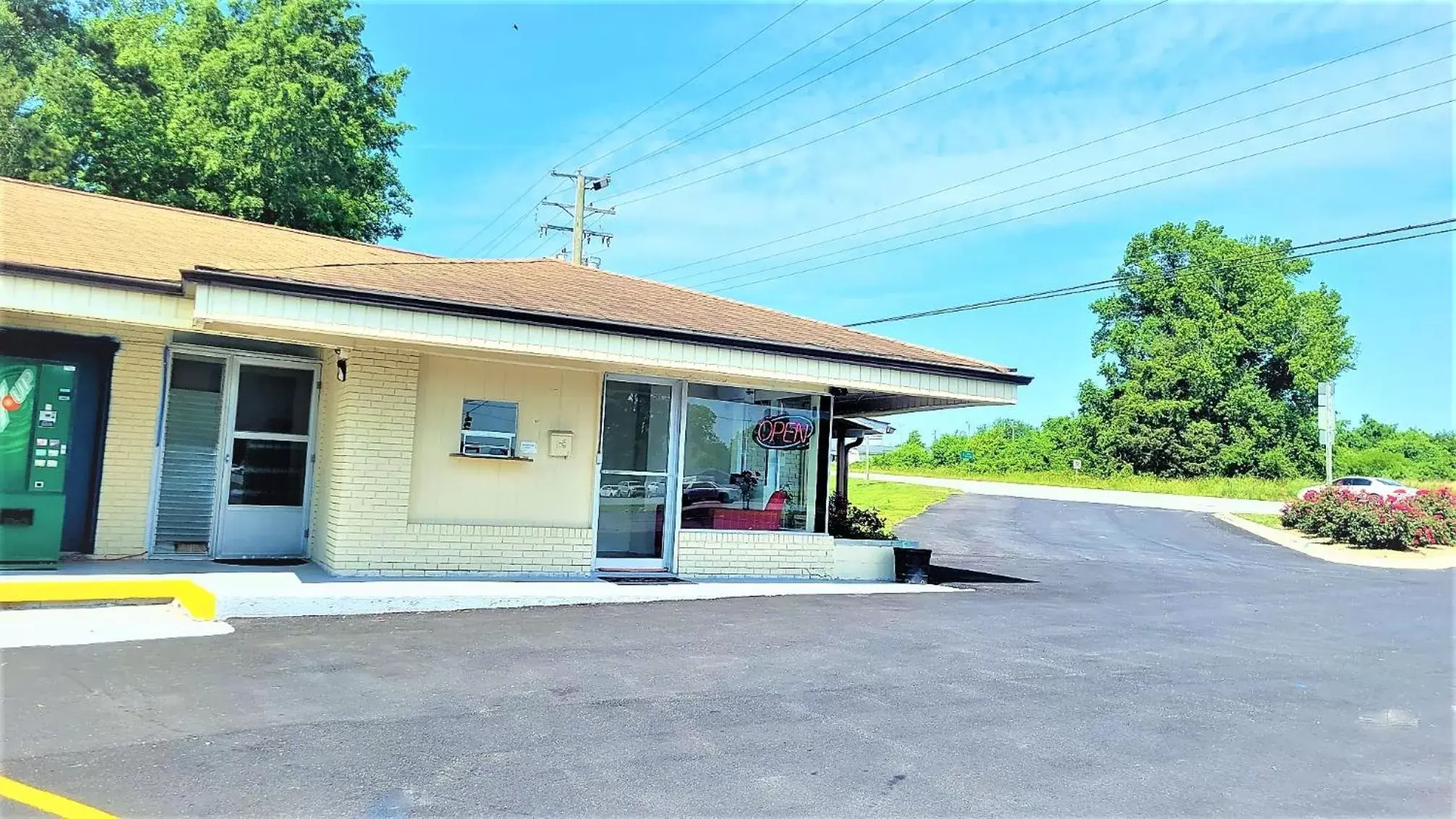 Property Building in WILLIAMSTON INN