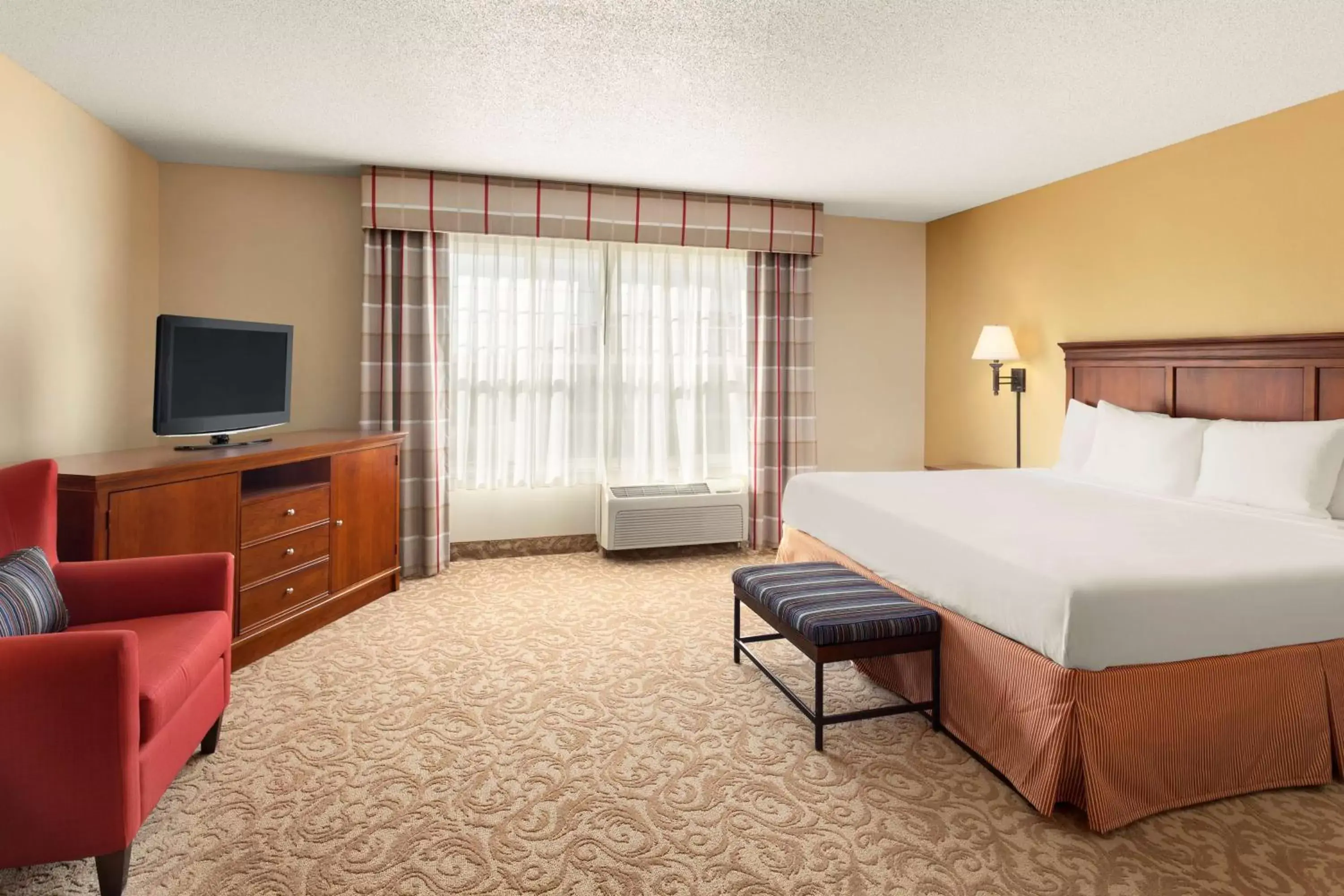 Photo of the whole room, Bed in Country Inn & Suites by Radisson, Fort Dodge, IA
