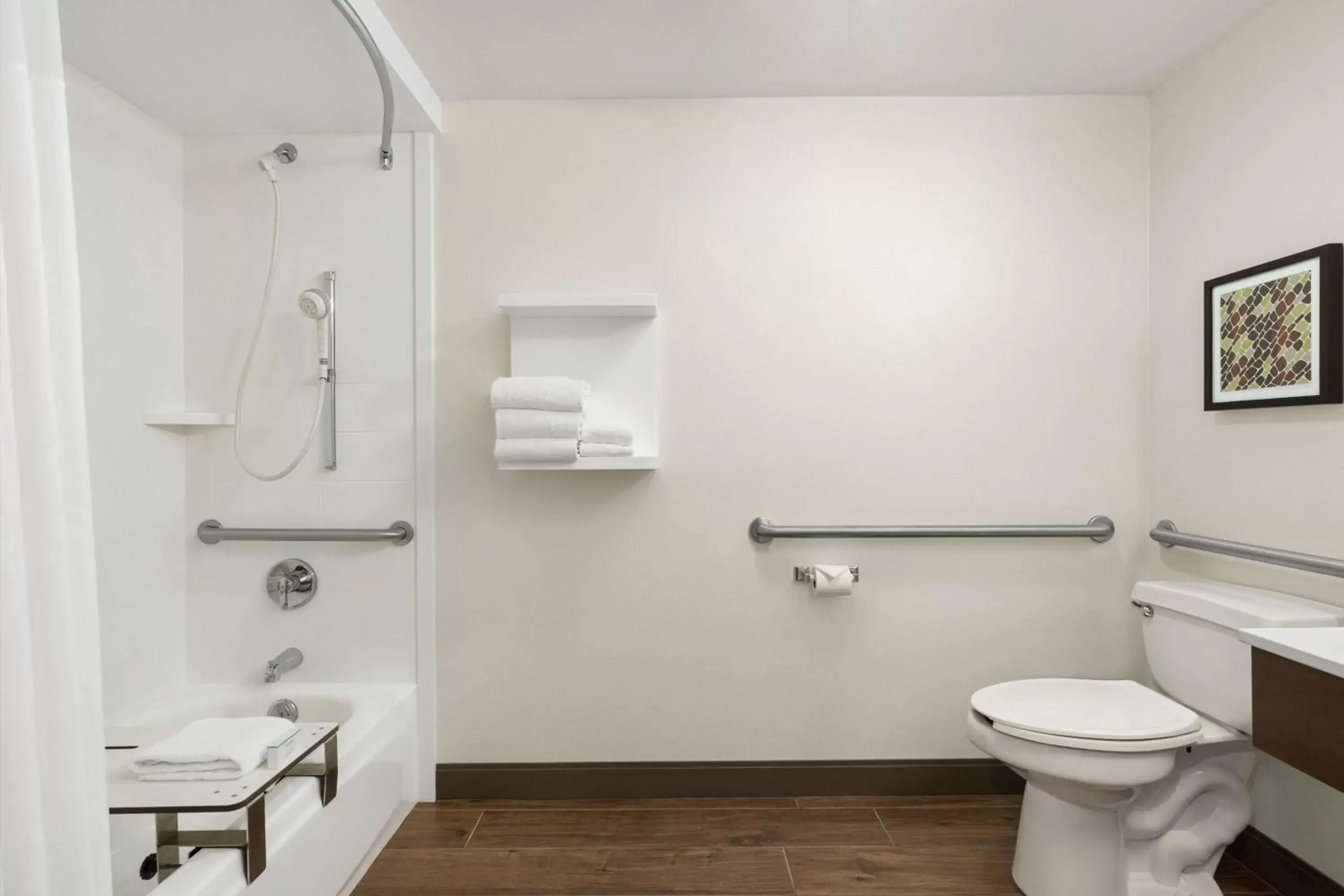 Bathroom in Hampton Inn Portland Airport Bathroom in Hampton Inn Portland Airport