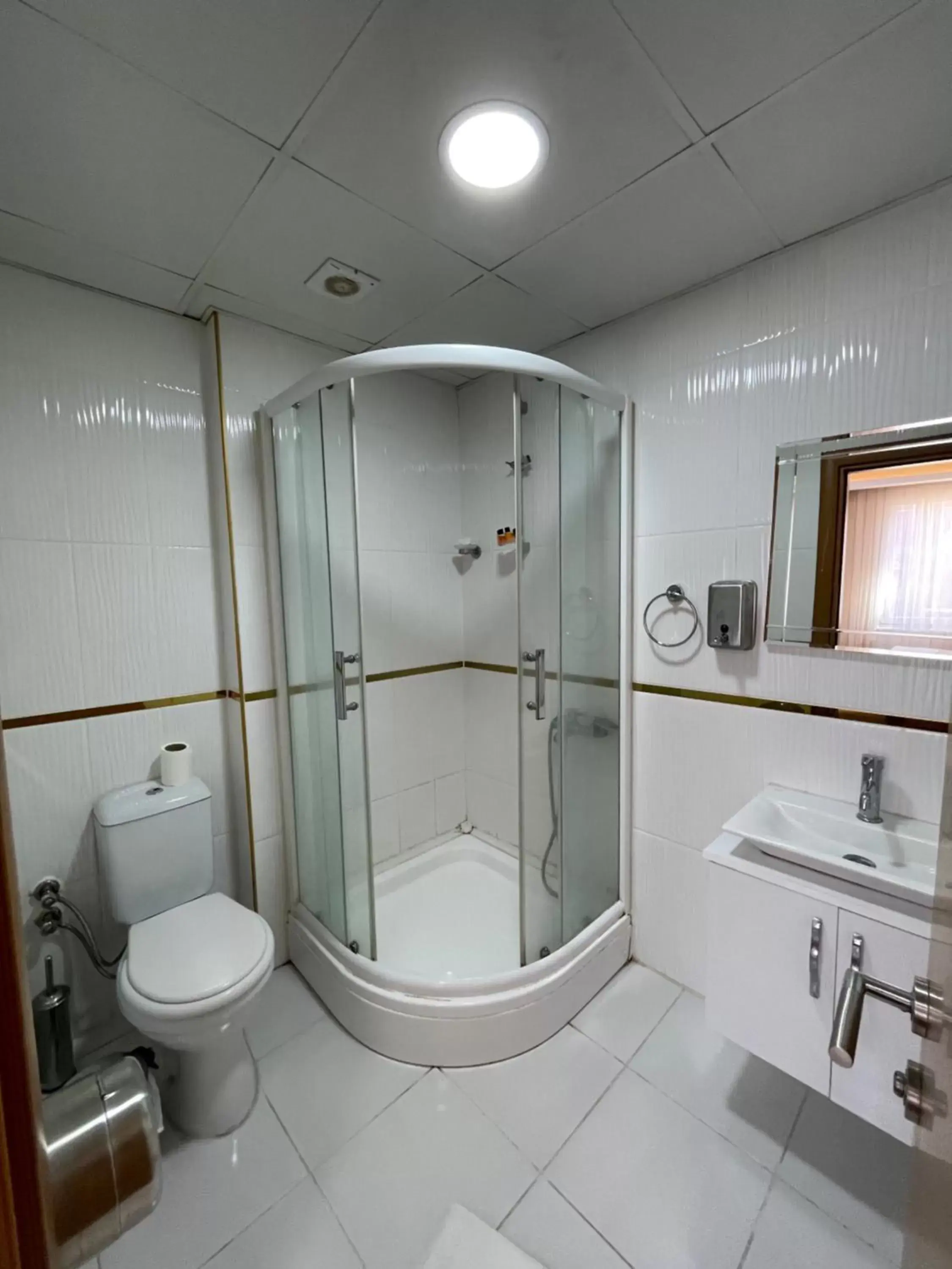 Property building, Bathroom in EViM HOTEL