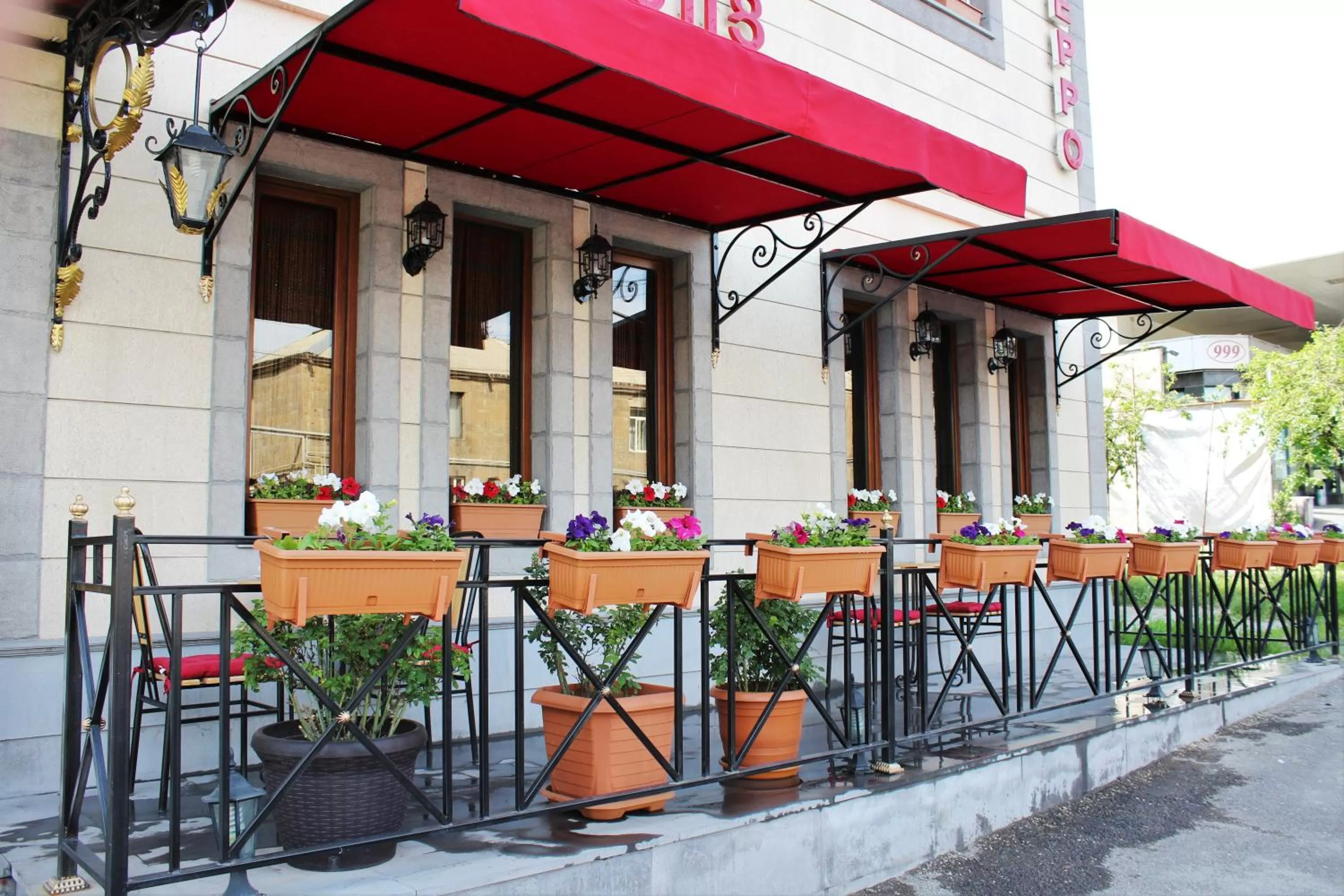 Property building in Aleppo Hotel