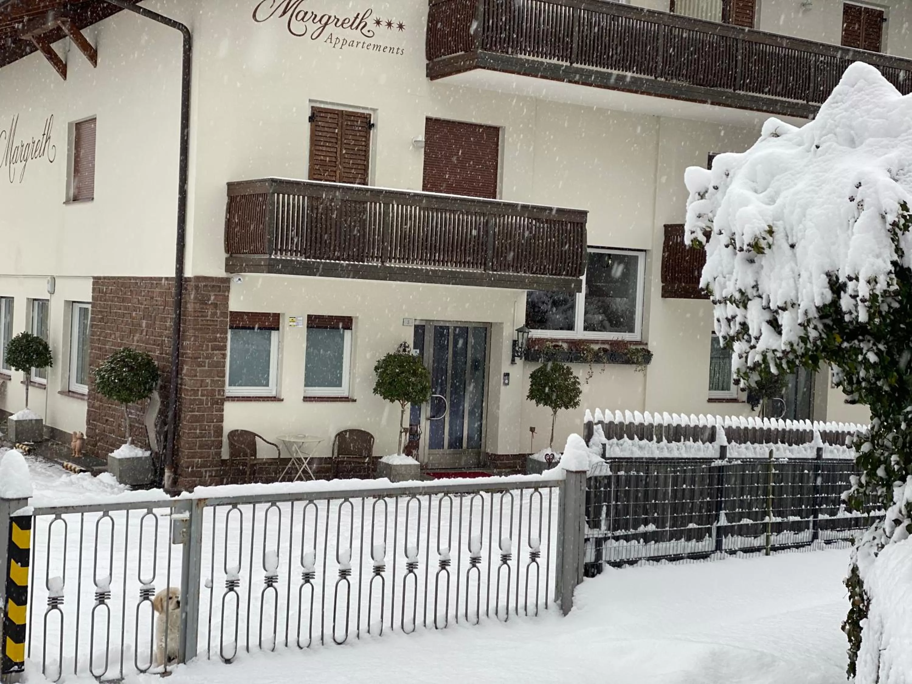 Property building in Residence Margreth