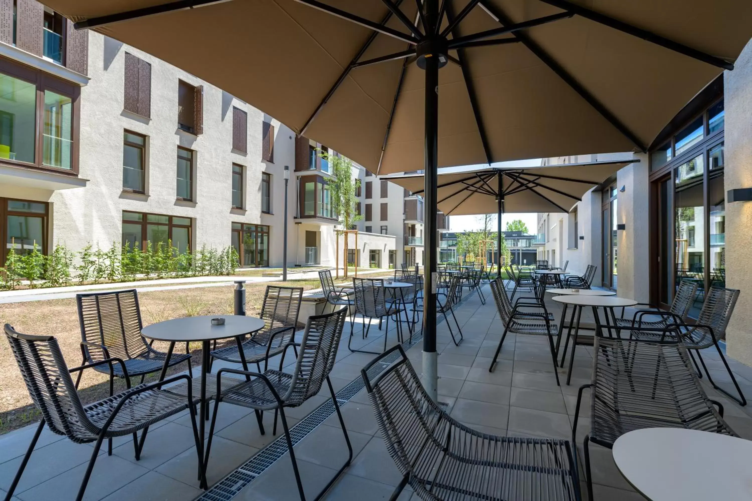 Balcony/Terrace, Restaurant/Places to Eat in ibis Styles Friedrichshafen