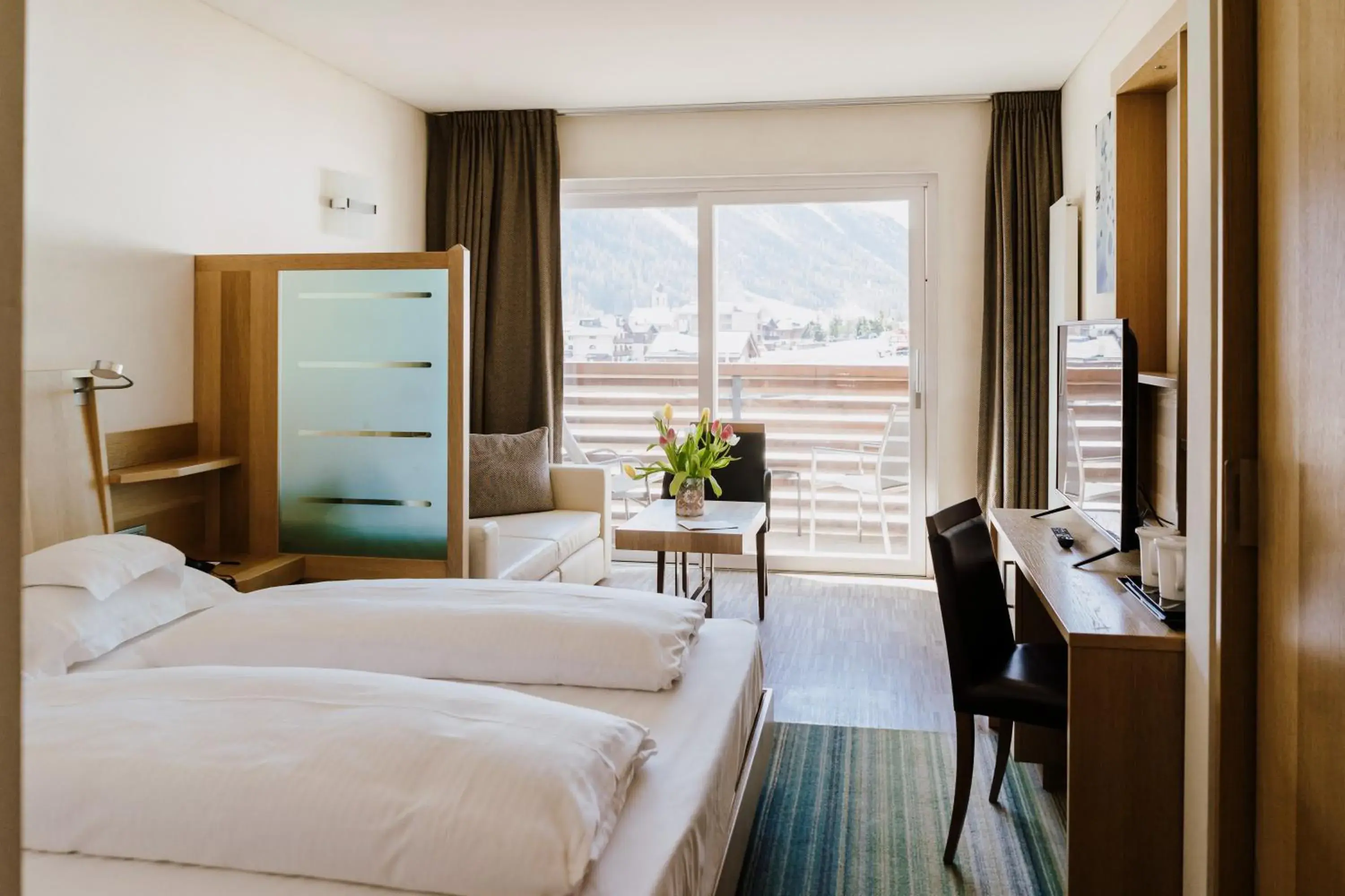 Bed in Hotel Lac Salin Spa & Mountain Resort