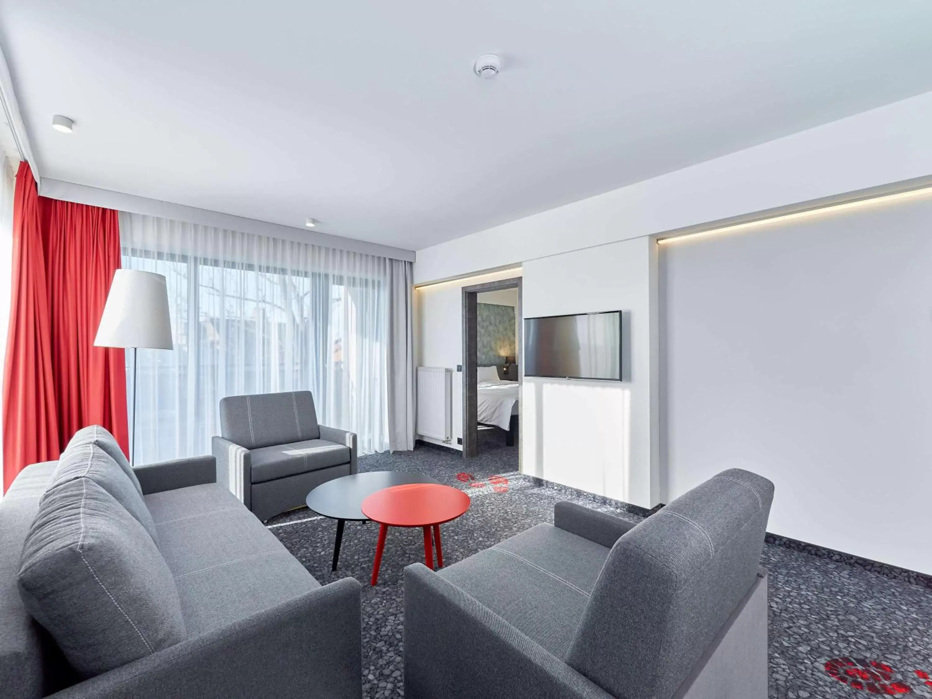 Photo of the whole room, Seating Area in ibis Styles Nowy Targ