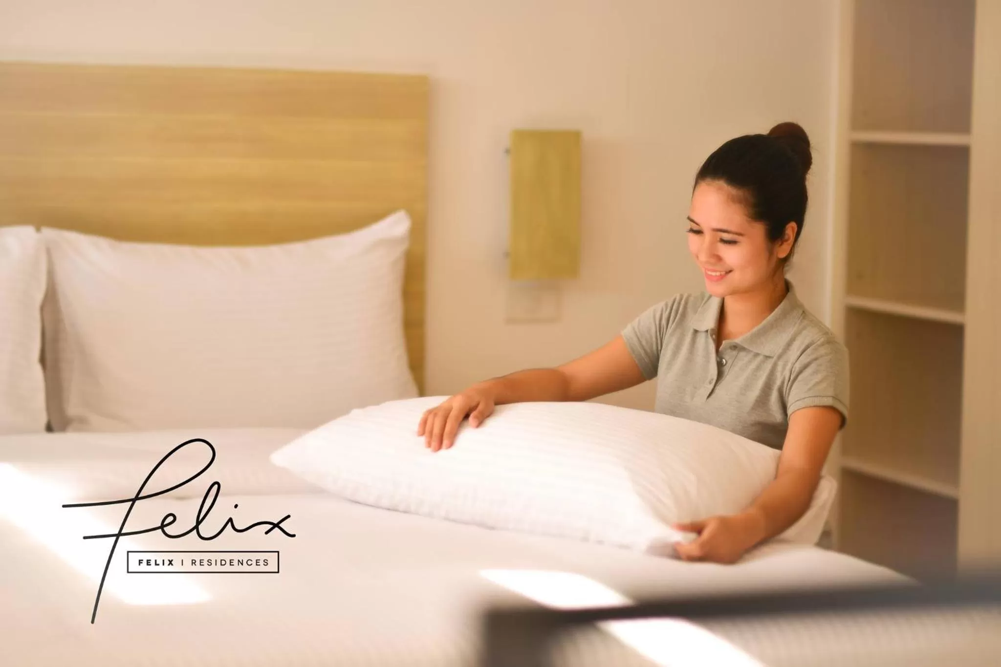 Staff, Bed in Felix Residences