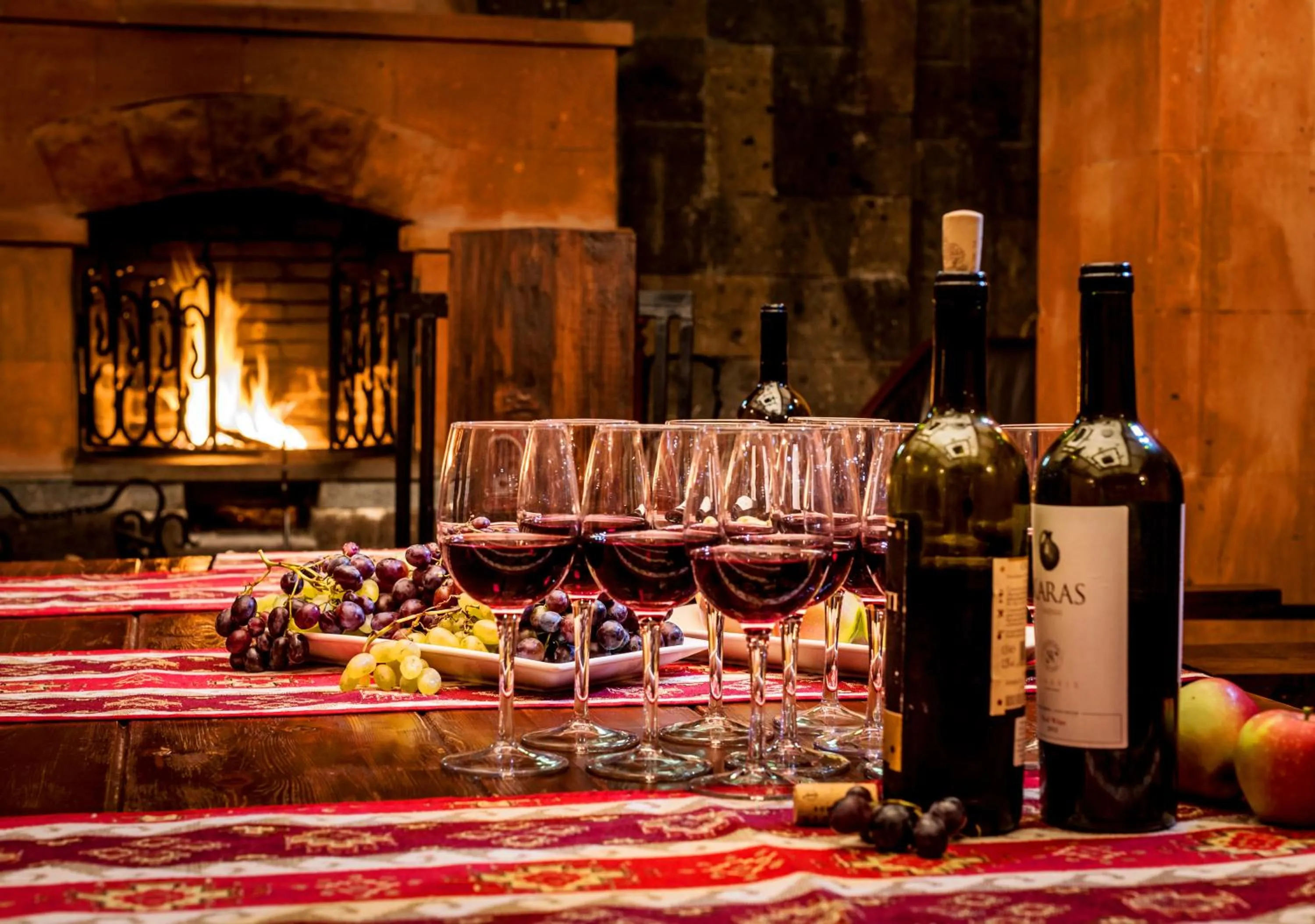 Restaurant/places to eat in Bass Boutique Hotel