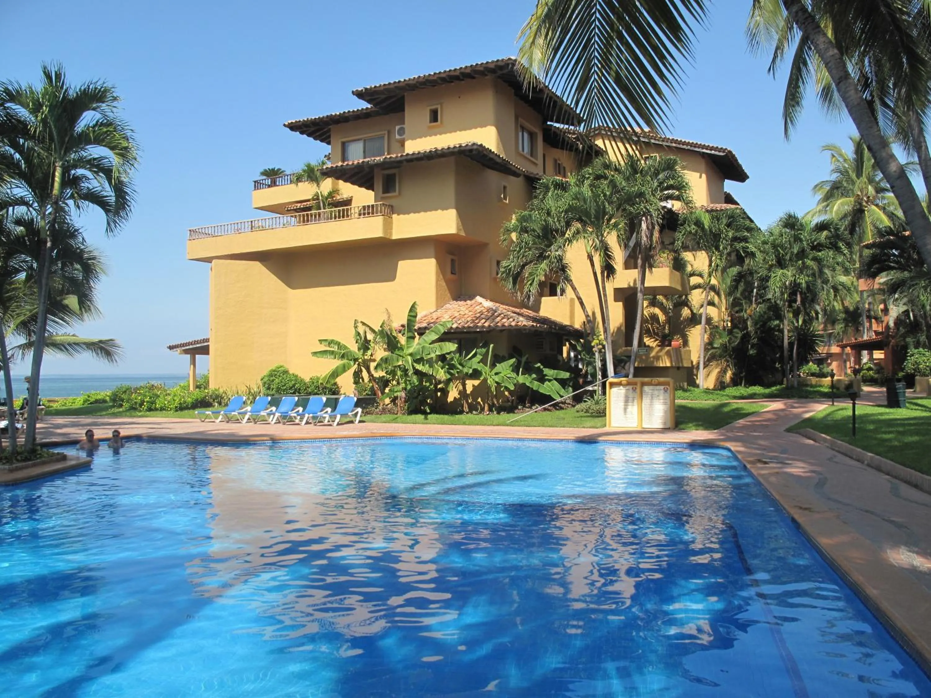 Swimming pool in Villas del Sol en Los Tules