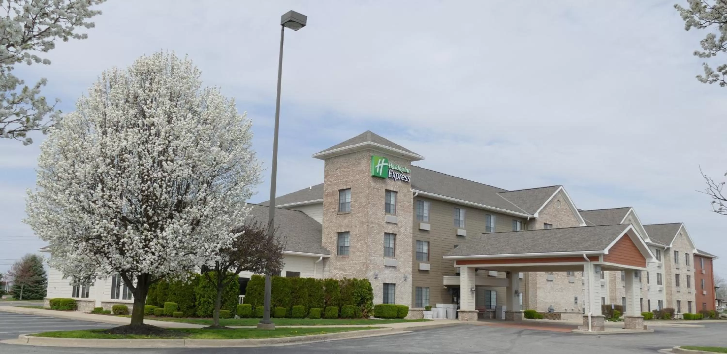Property building in Holiday Inn Express Greensburg by IHG