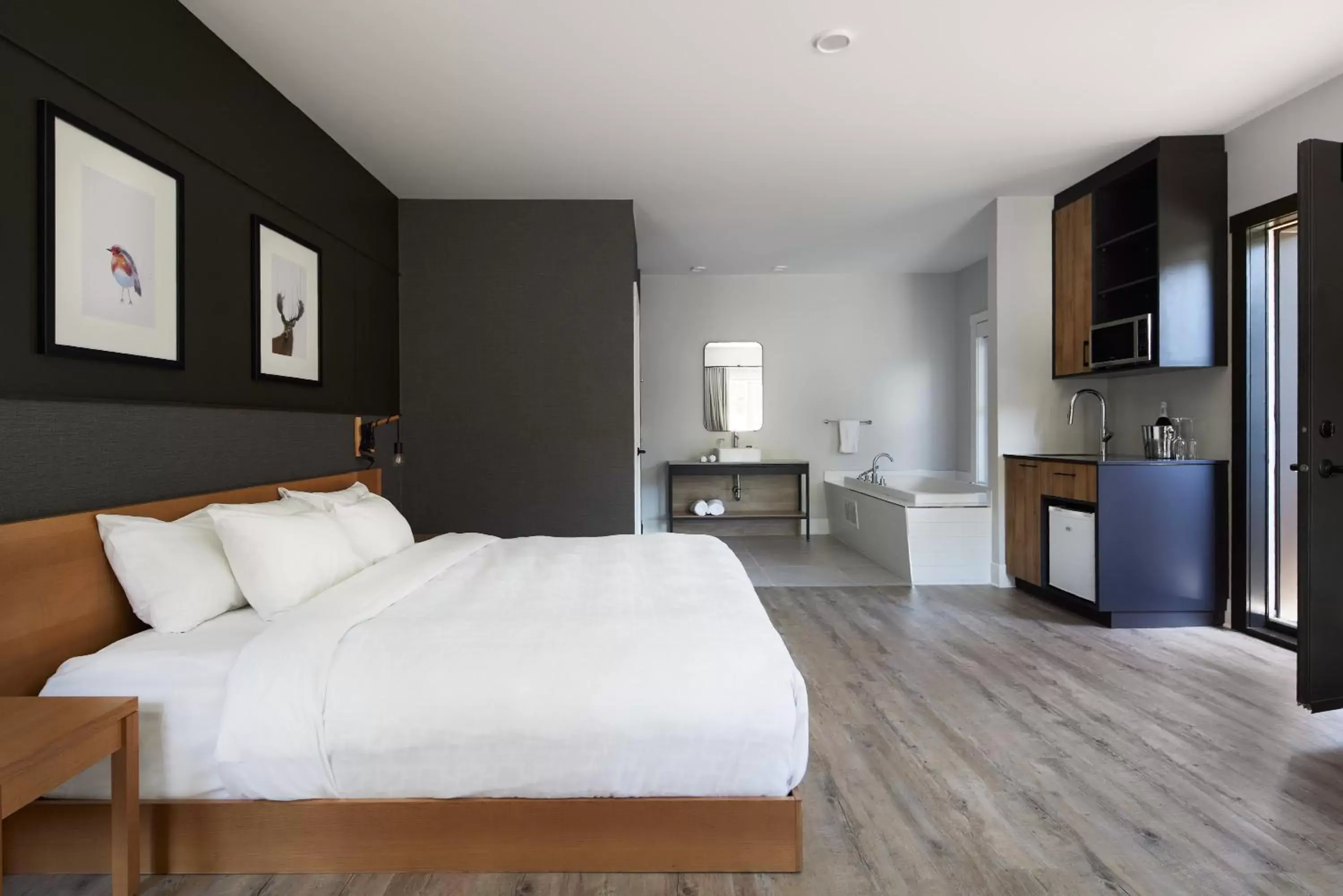 Romantic Suite in Espace 4 Saisons Romantic Suite in Espace 4 Saisons