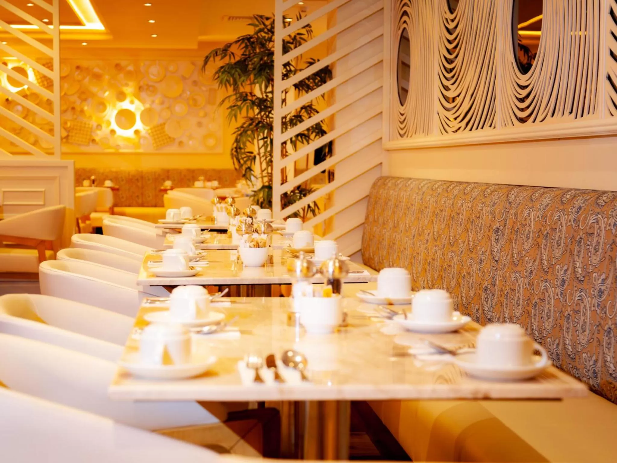 Restaurant/places to eat in The Connacht Hotel