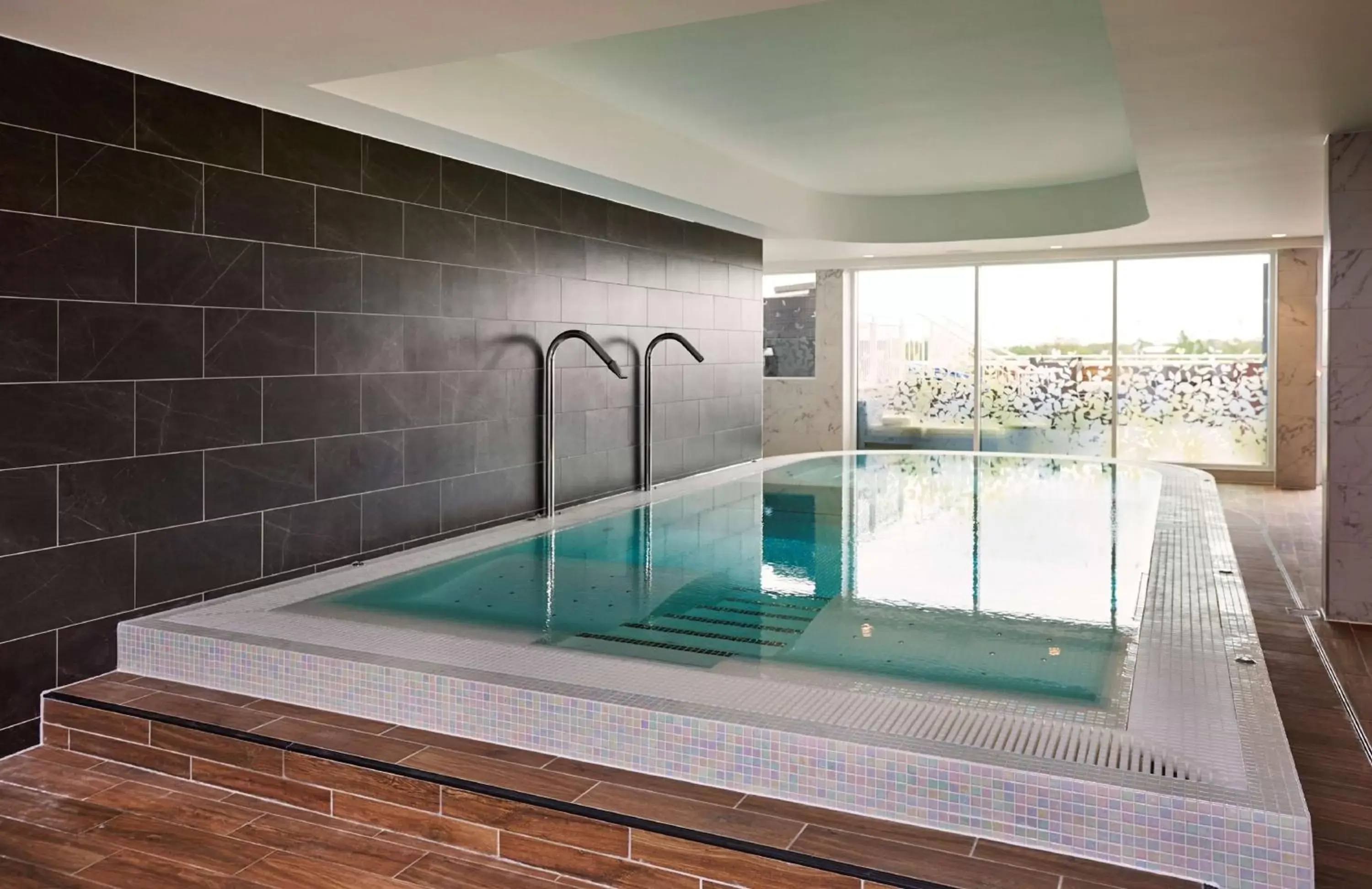 Spa and wellness centre/facilities in Hilton Southampton - Utilita Bowl Spa and wellness centre/facilities in Hilton Southampton - Utilita Bowl