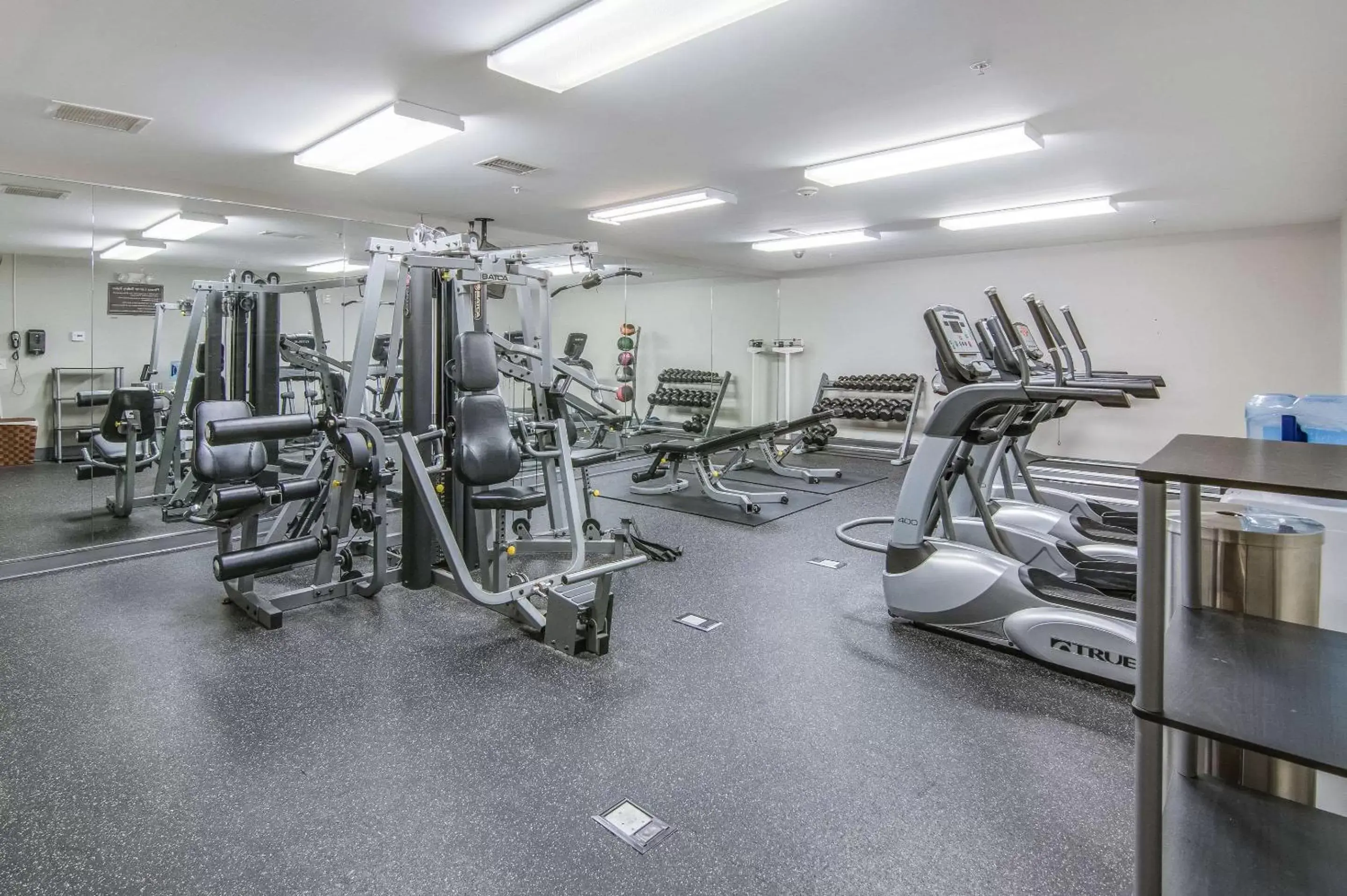 Spa and wellness centre/facilities, Fitness Center/Facilities in MainStay Suites Columbus next to Fort Moore