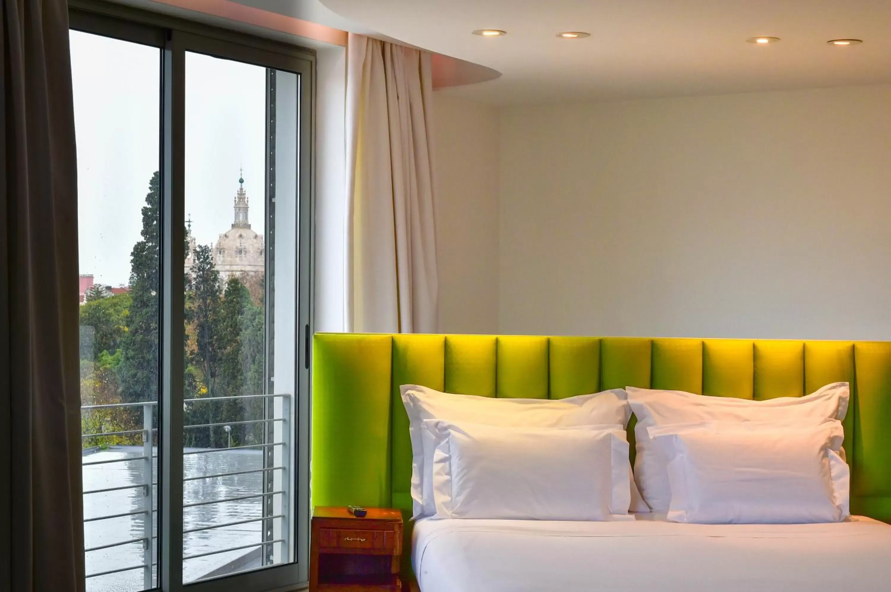 Bed in Hotel da Estrela - by Unlock Hotels
