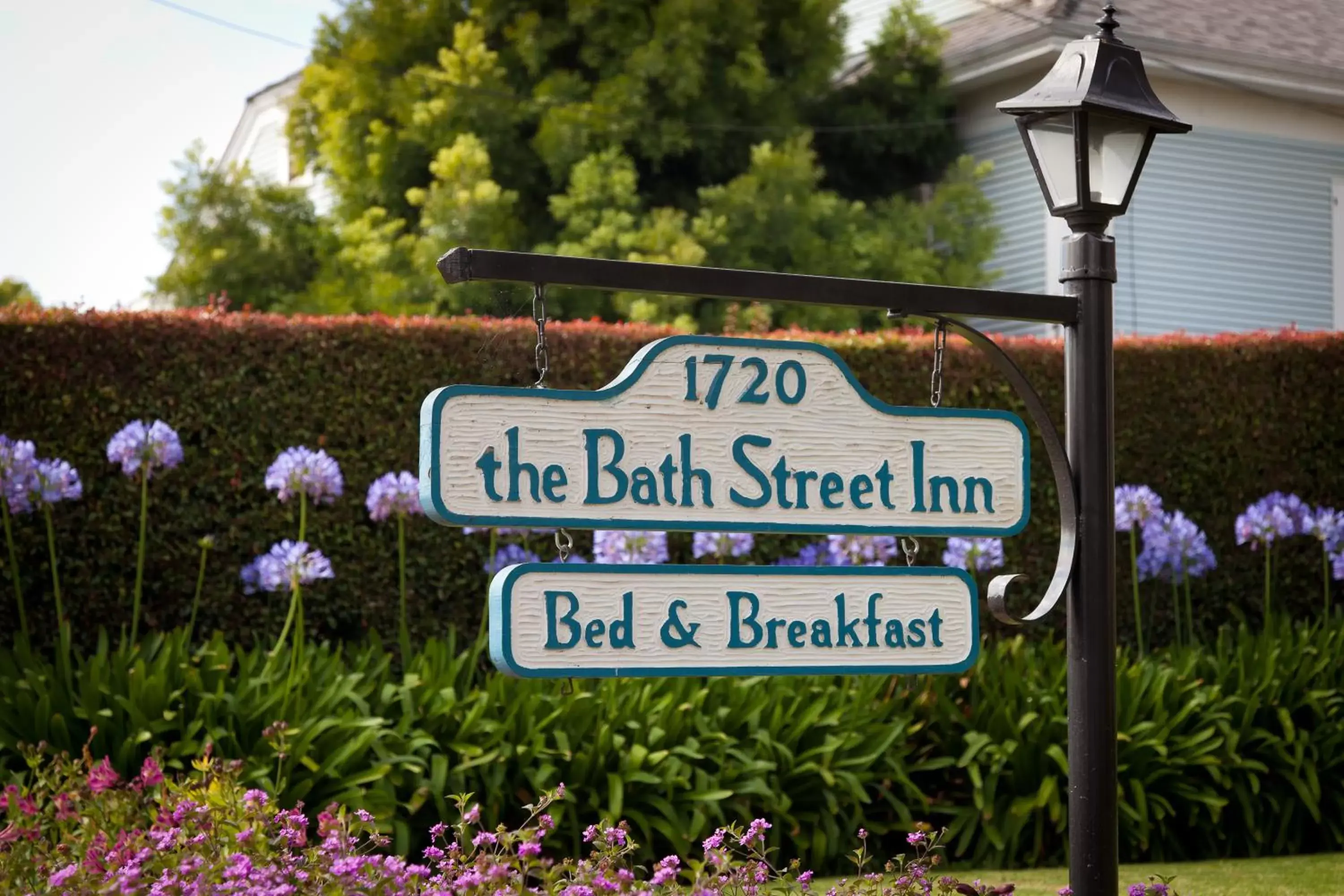 Decorative detail in Bath Street Inn