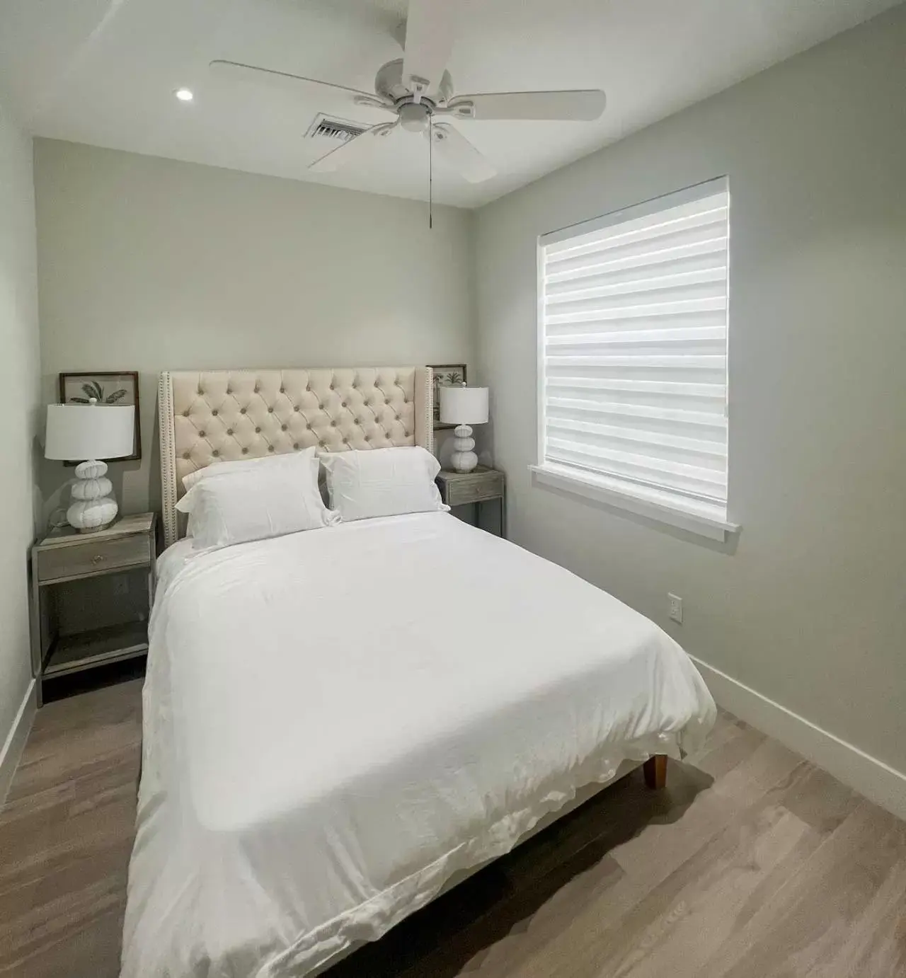 Bedroom, Bed in Palm Cay Marina and Resort