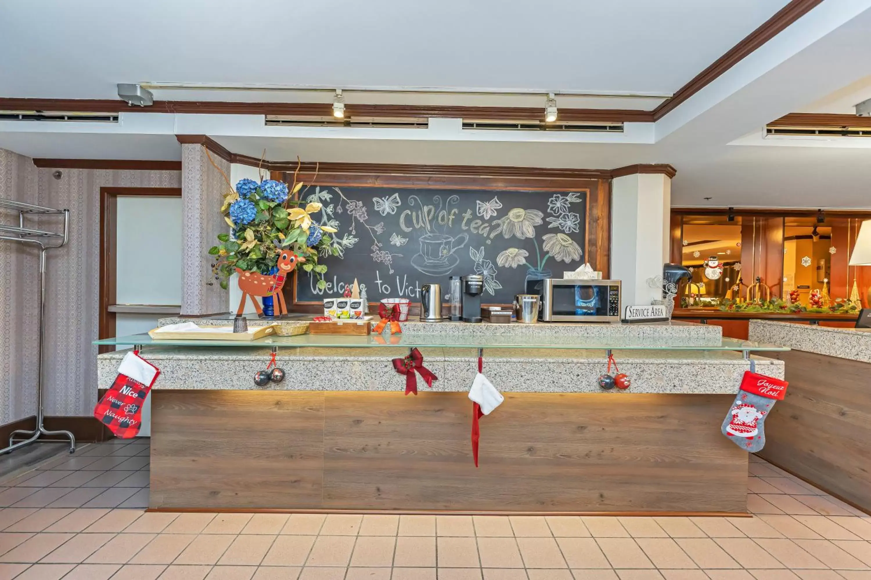 Coffee/tea facilities in The Bedford Regency Hotel Coffee/tea facilities in The Bedford Regency Hotel