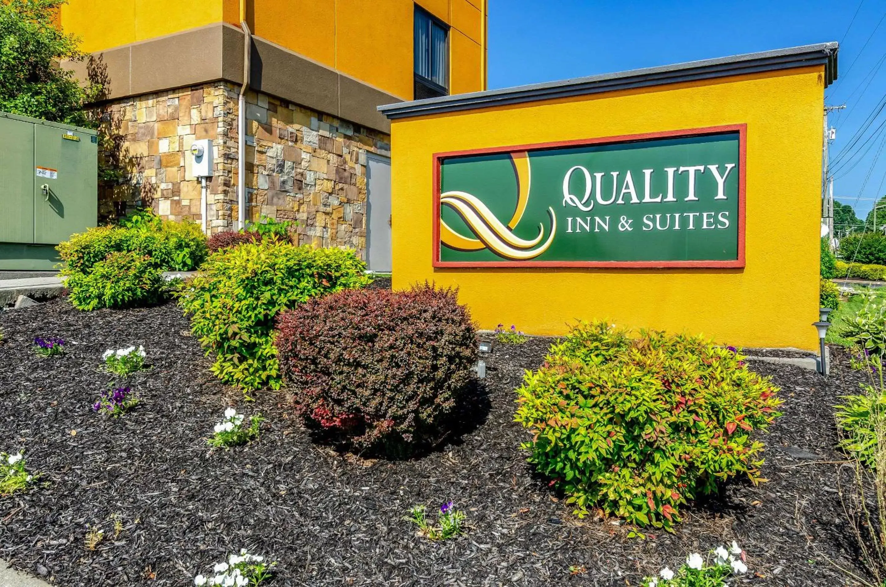 Property building in Quality Inn & Suites Abingdon