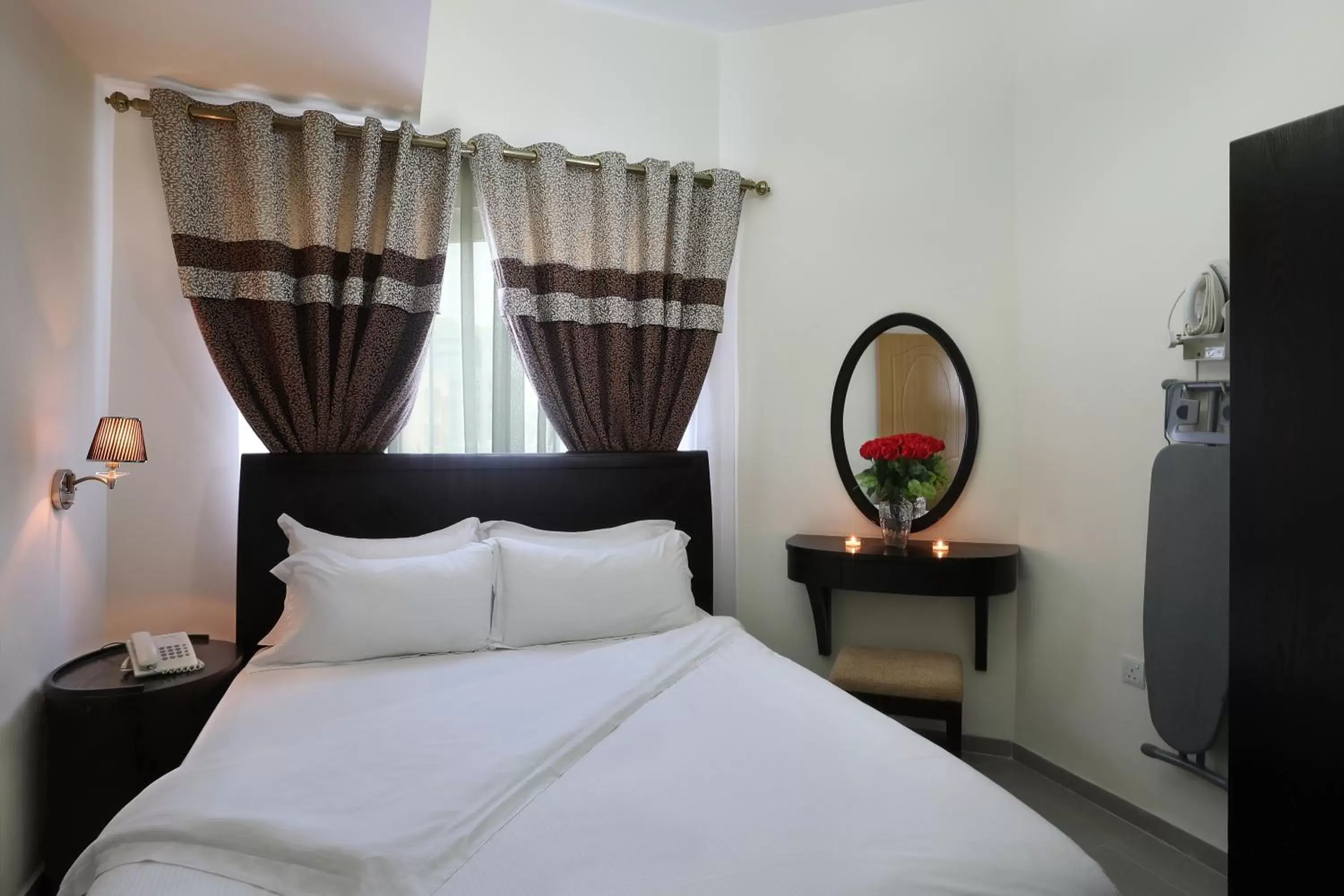 Bedroom, Bed in Al Smou Hotel Apartments - MAHA HOSPITALITY GROUP