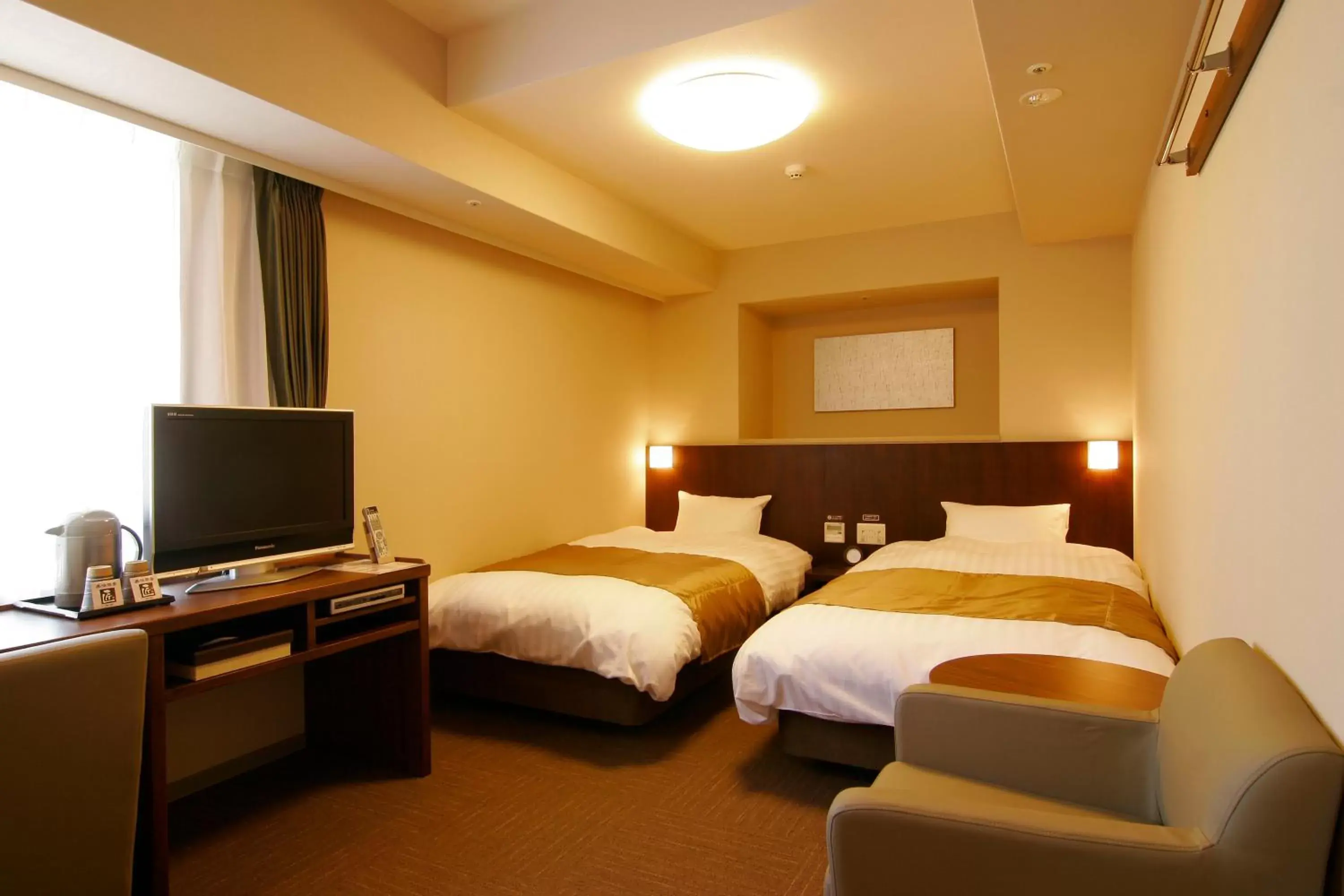 Photo of the whole room, Bed in Dormy Inn Kumamoto Natural Hot Spring