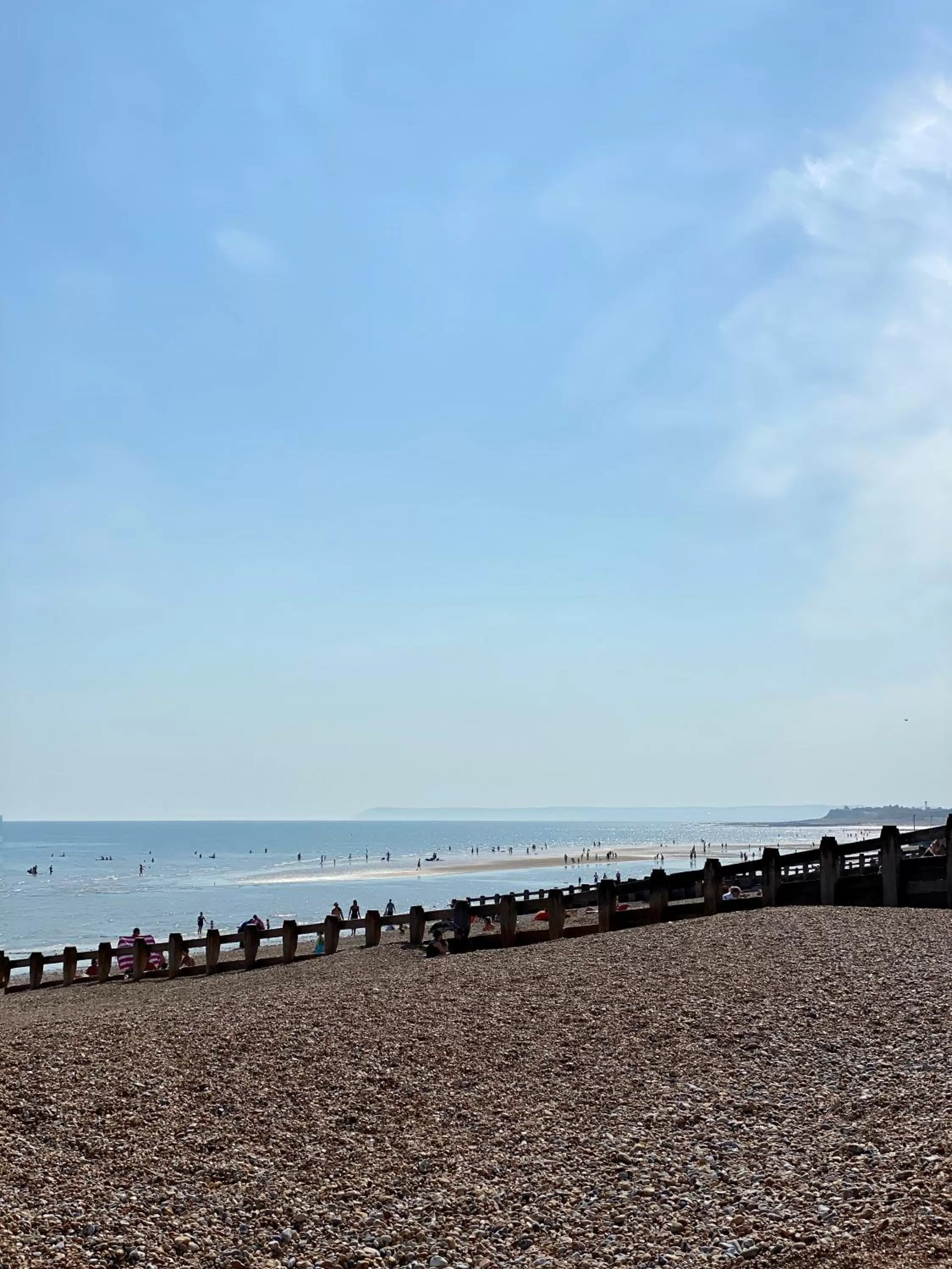 Property building, Beach in 15 Grosvenor