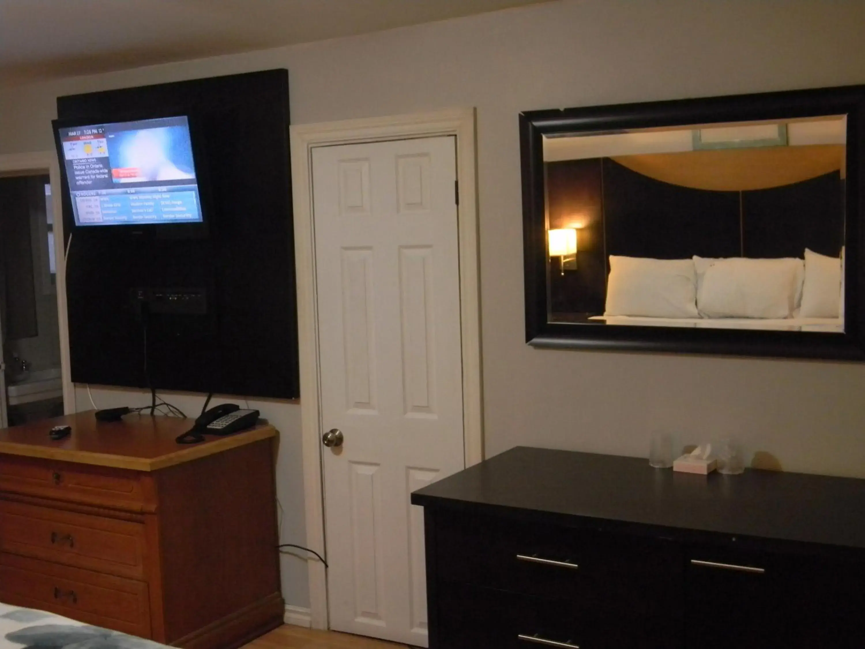 TV/Entertainment Center in American Plaza Motel