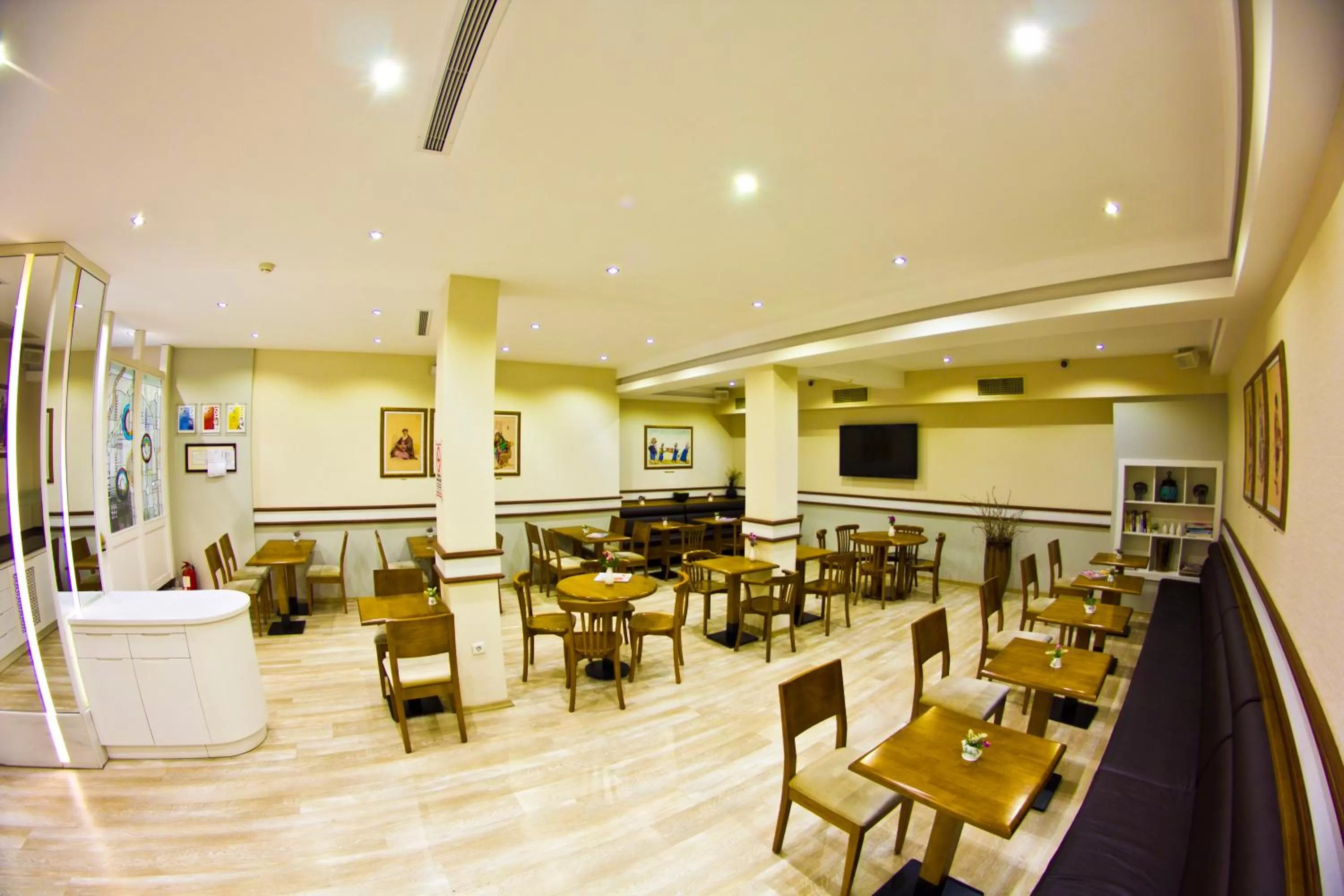 Lounge or bar in Ilkay Hotel