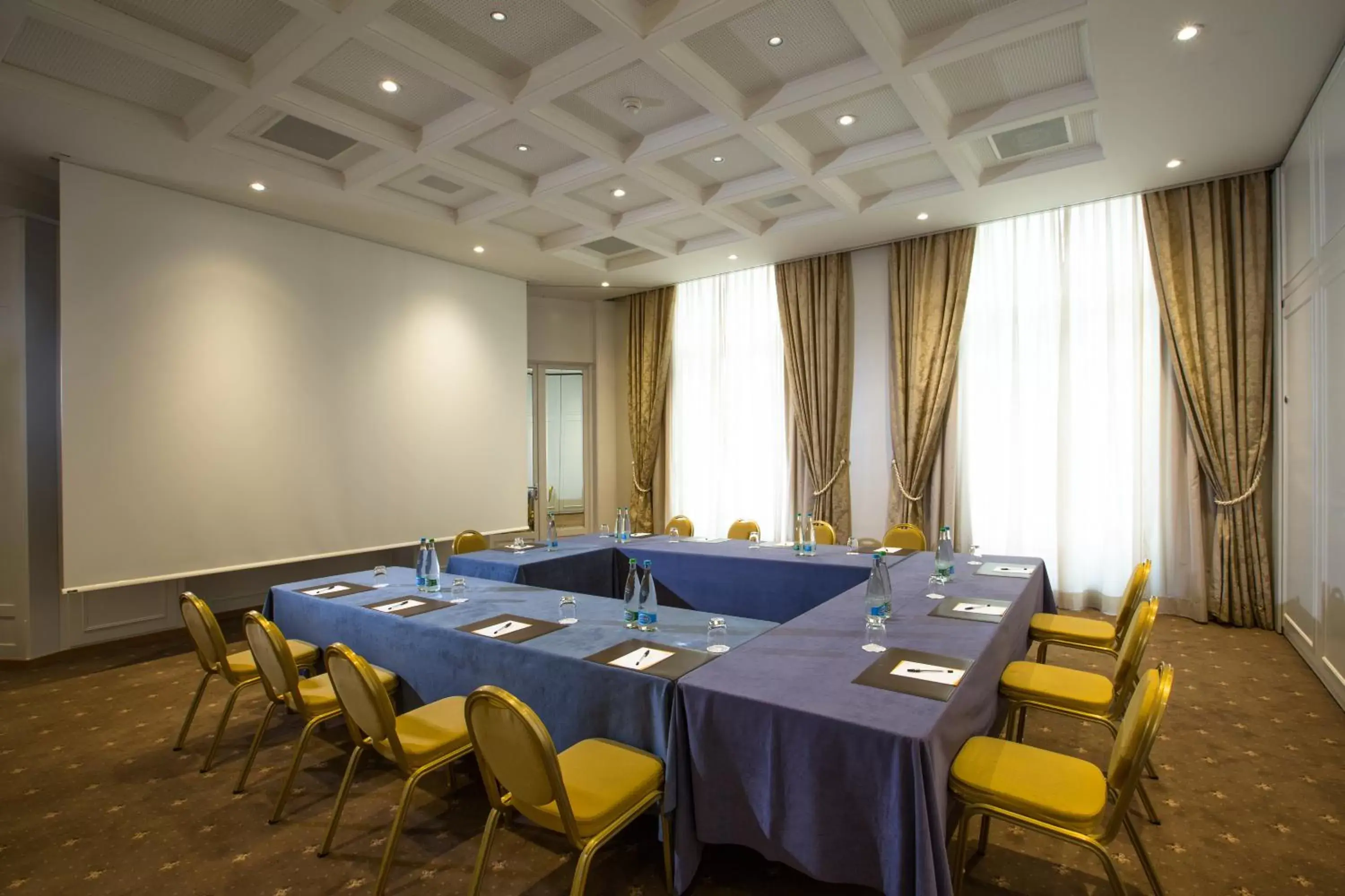 Day, Business Area/Conference Room in Hôtel de la Paix Lausanne