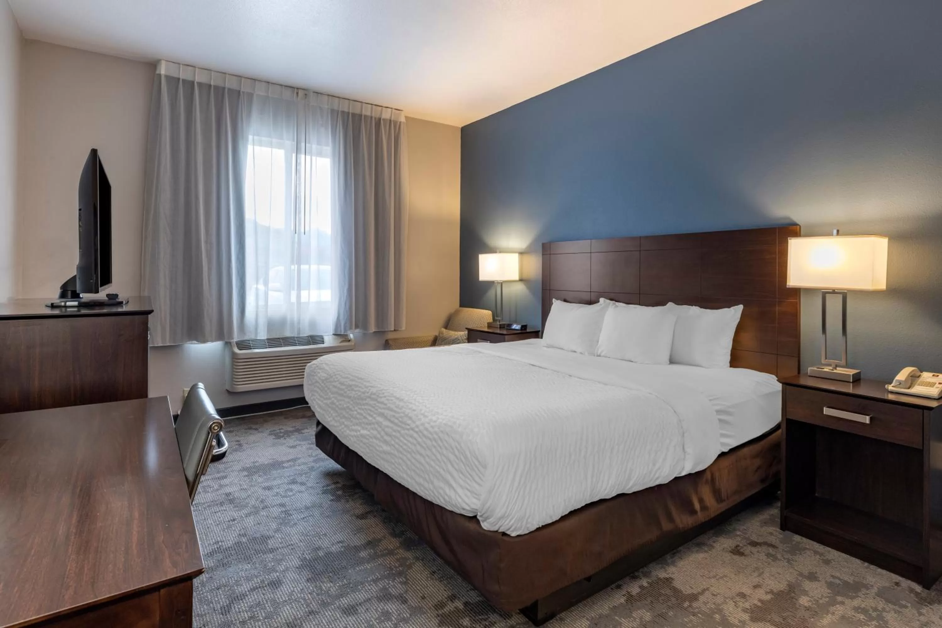 Bedroom in Clarion Inn Kingman I-40 Route 66