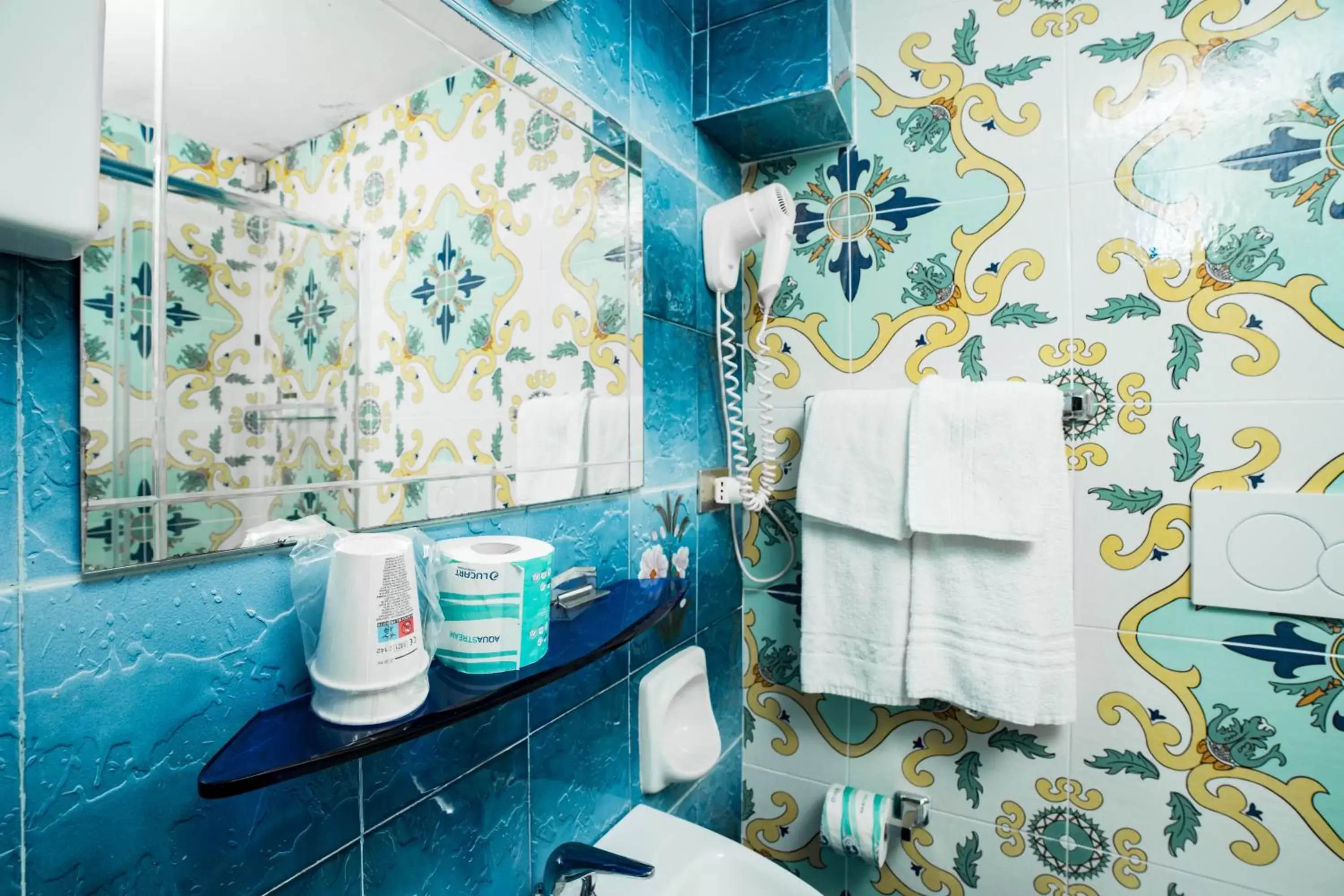 Bathroom in Hotel Fontana