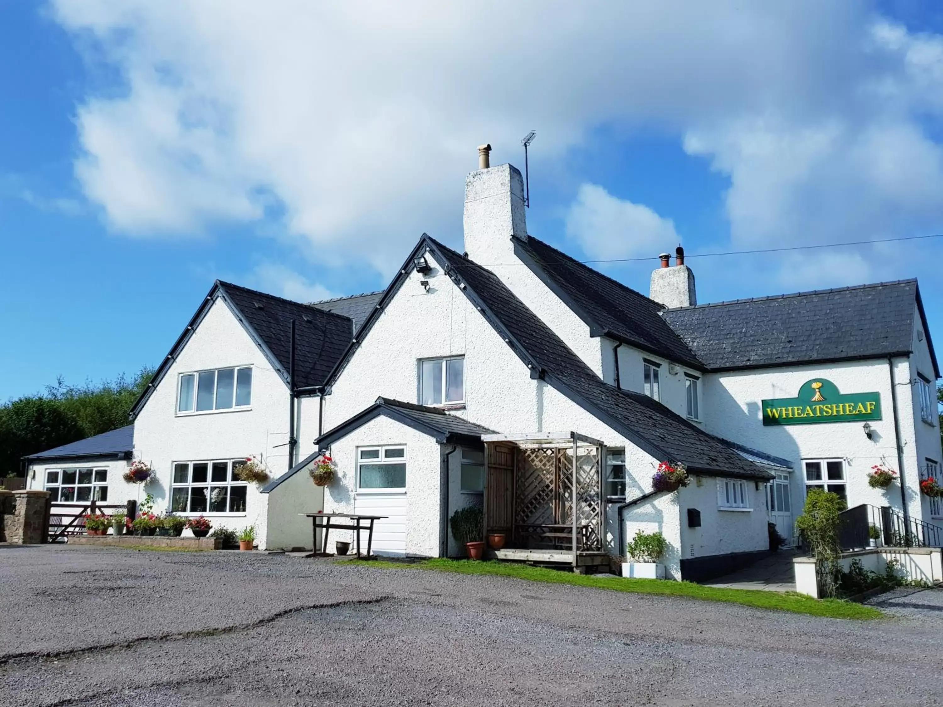 Property Building in Wheatsheaf Inn