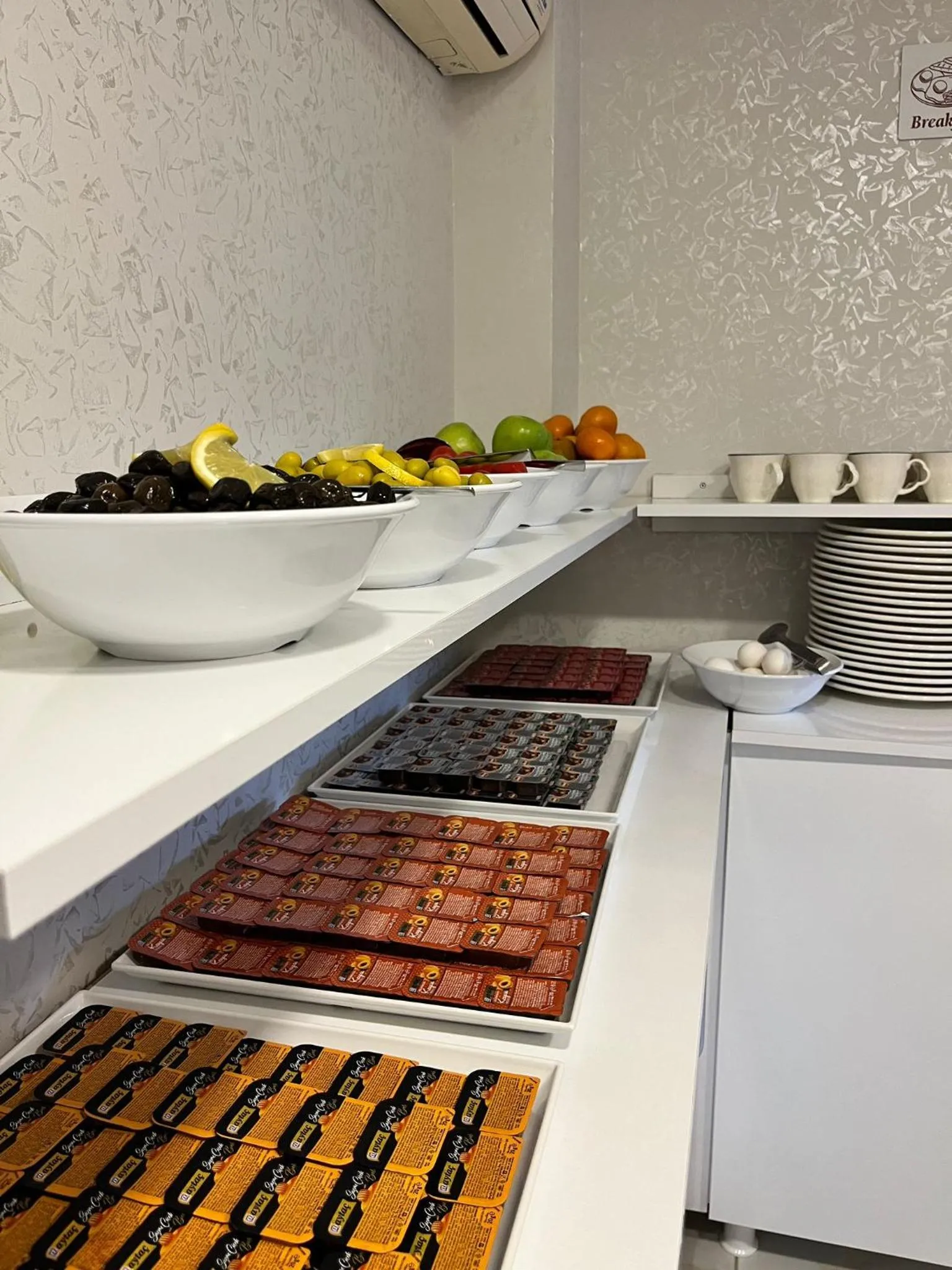 Breakfast in Timeks Suite Sultanahmet