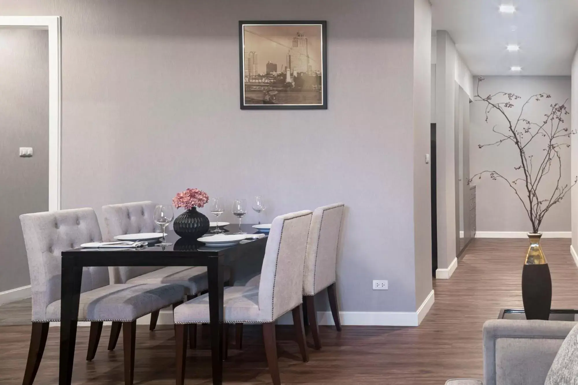 Dining Area in Novotel Suites Sukhumvit 39