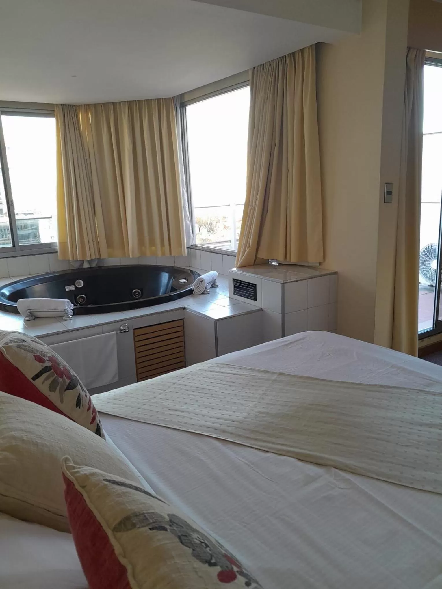 Photo of the whole room, Bed in Hotel Klee