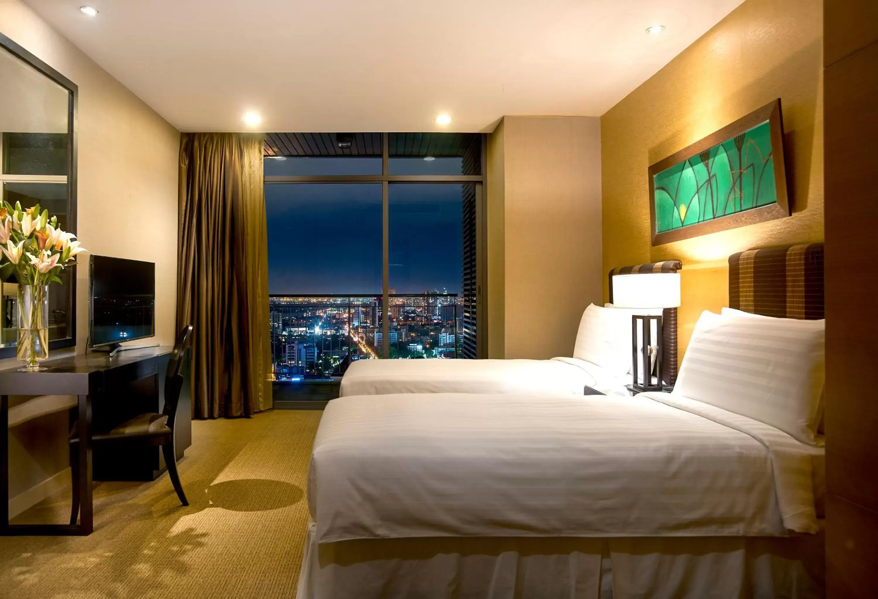 Bedroom in Urbana Sathorn Hotel, Bangkok