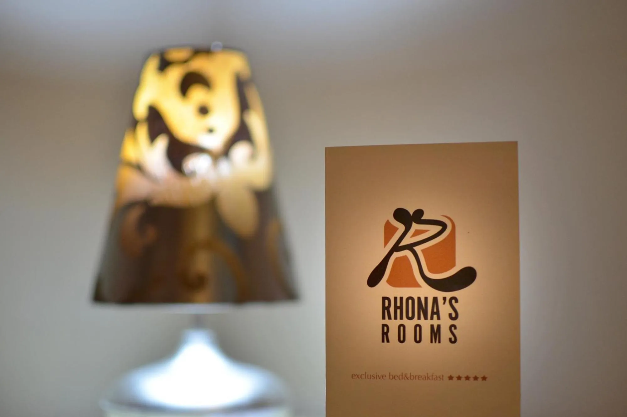 Decorative detail in Condotti Rooms