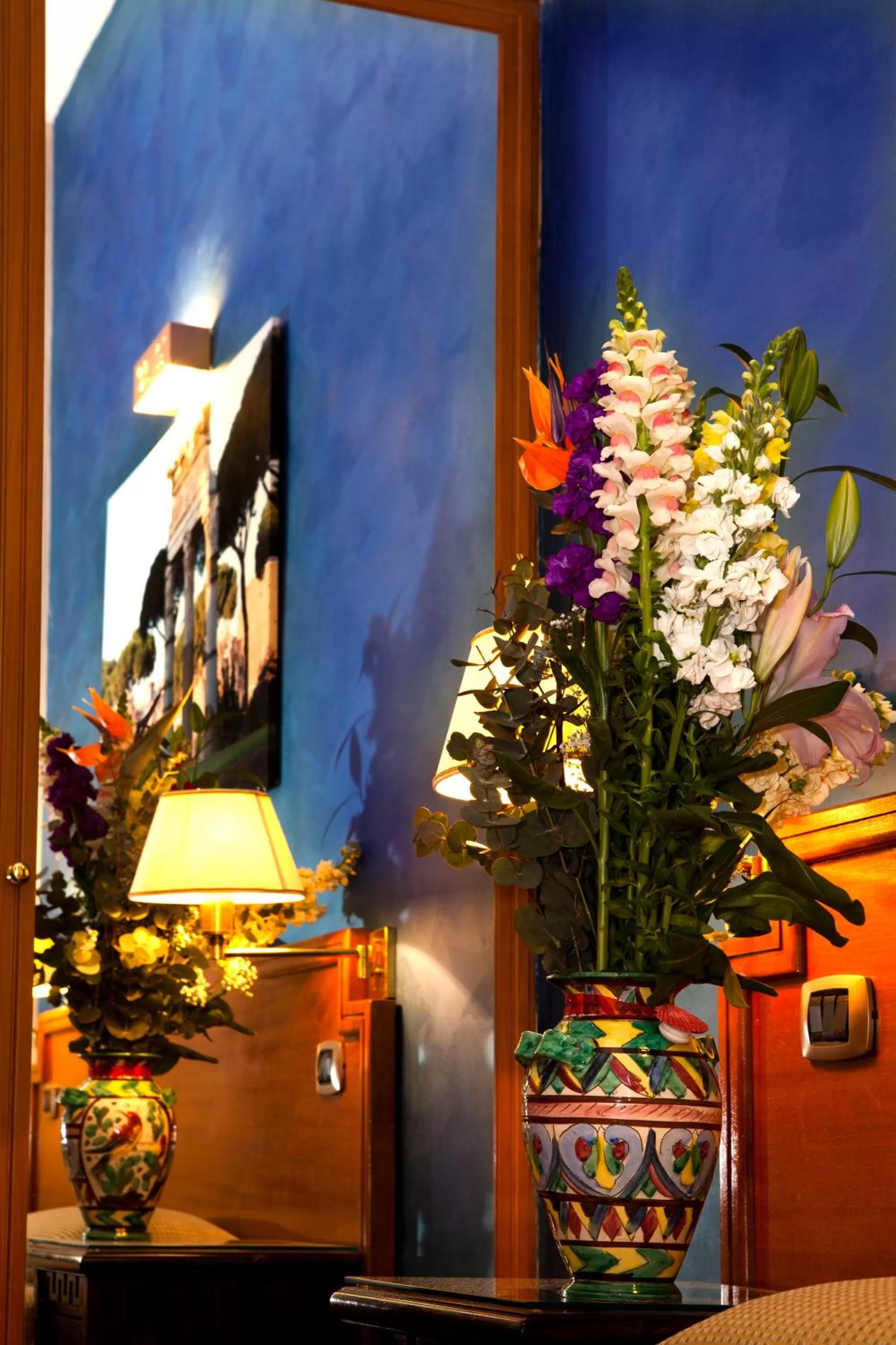 Decorative detail in Hotel Kent