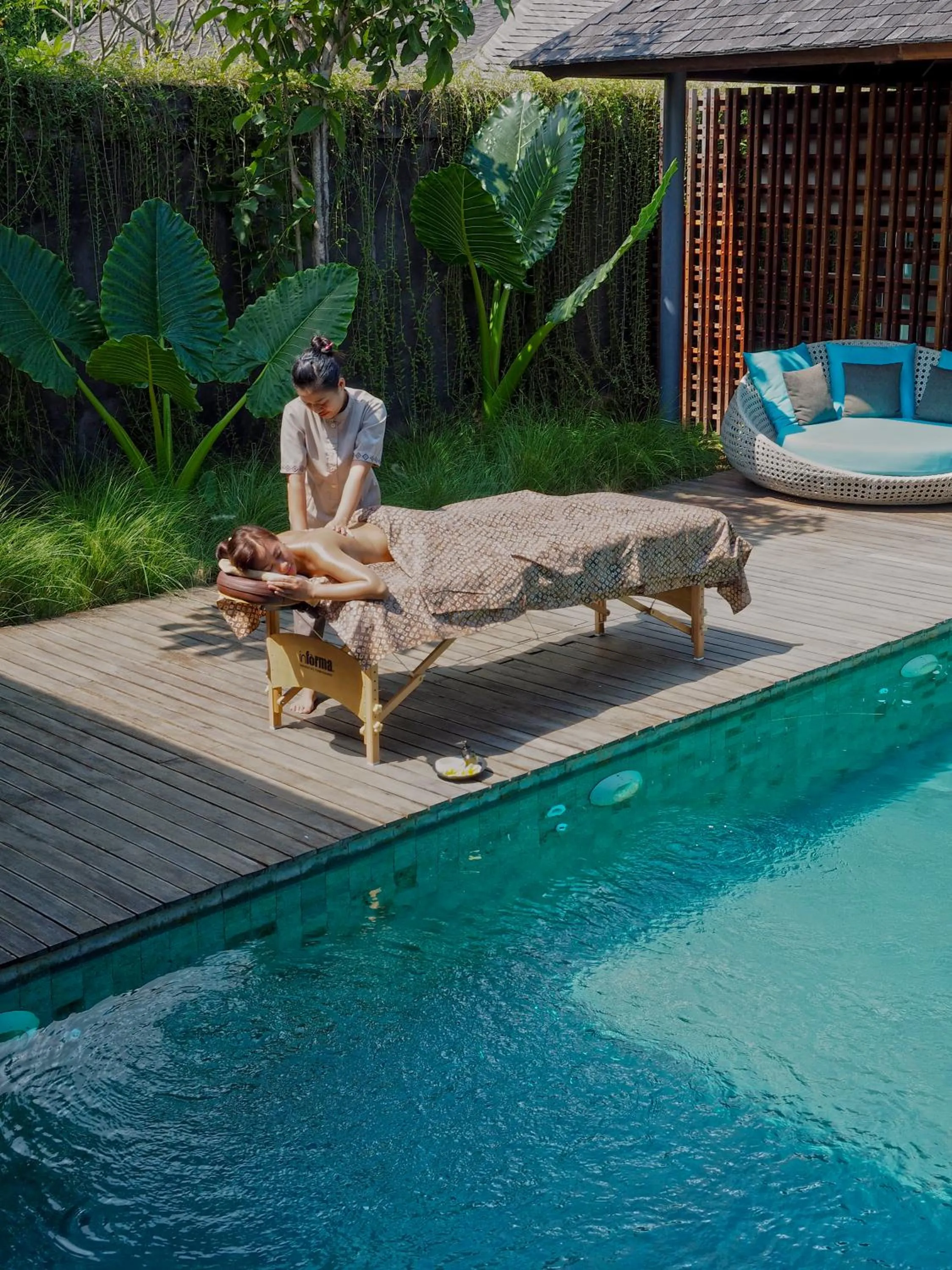 Massage in The Santai by LifestyleRetreats