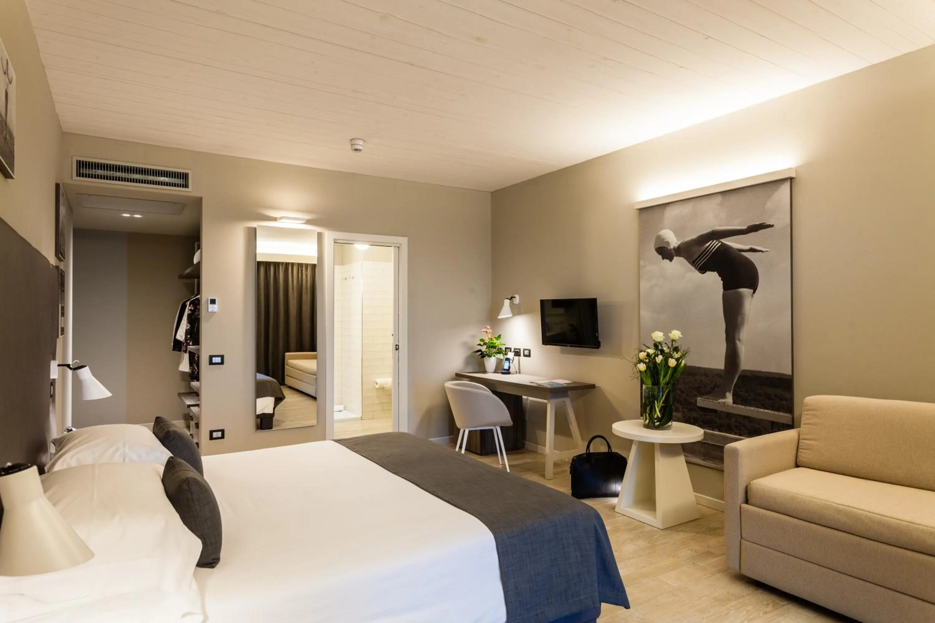 Bedroom, Bed in Nautilus Family Hotel