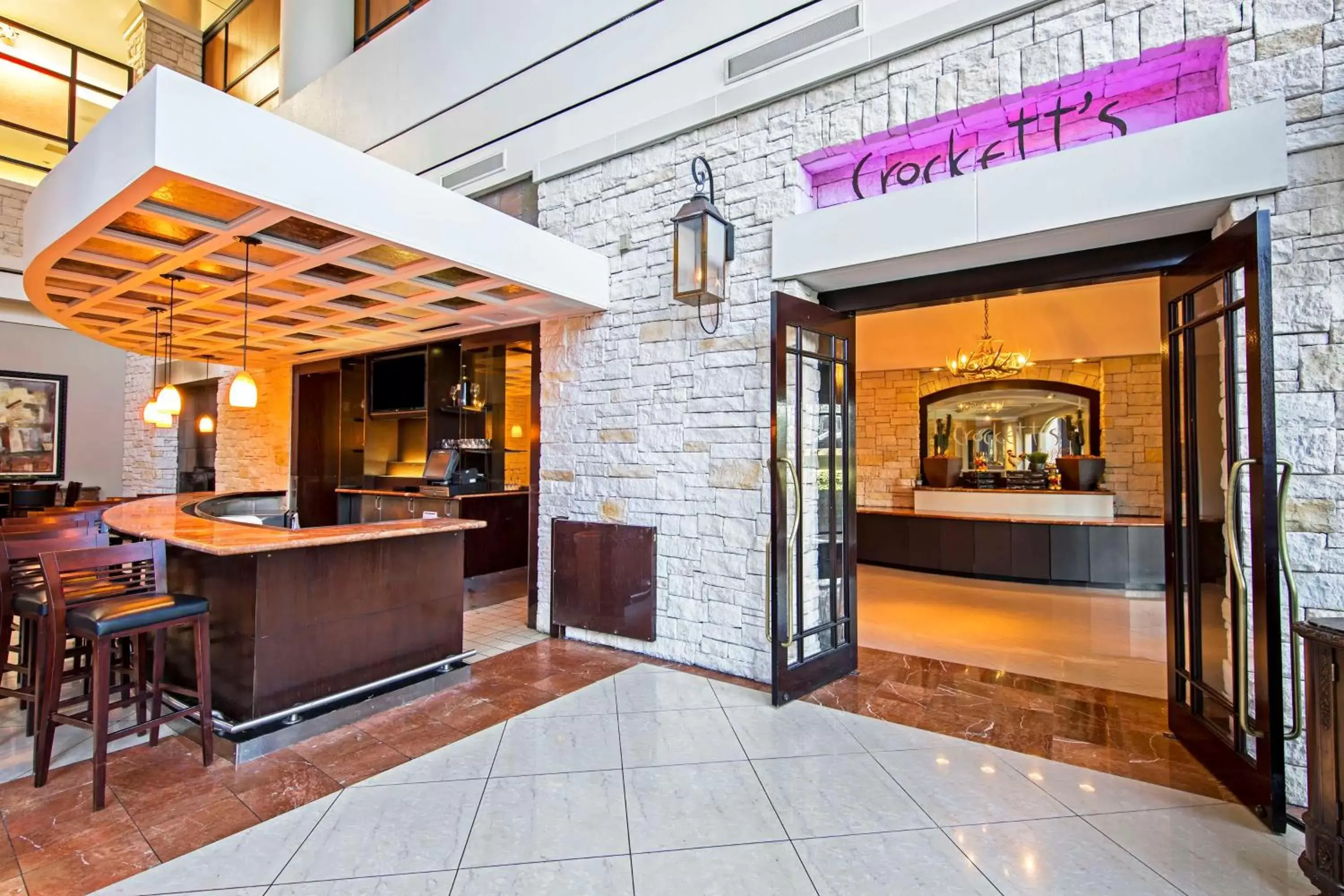 Restaurant/places to eat in Hilton Dallas Lincoln Centre