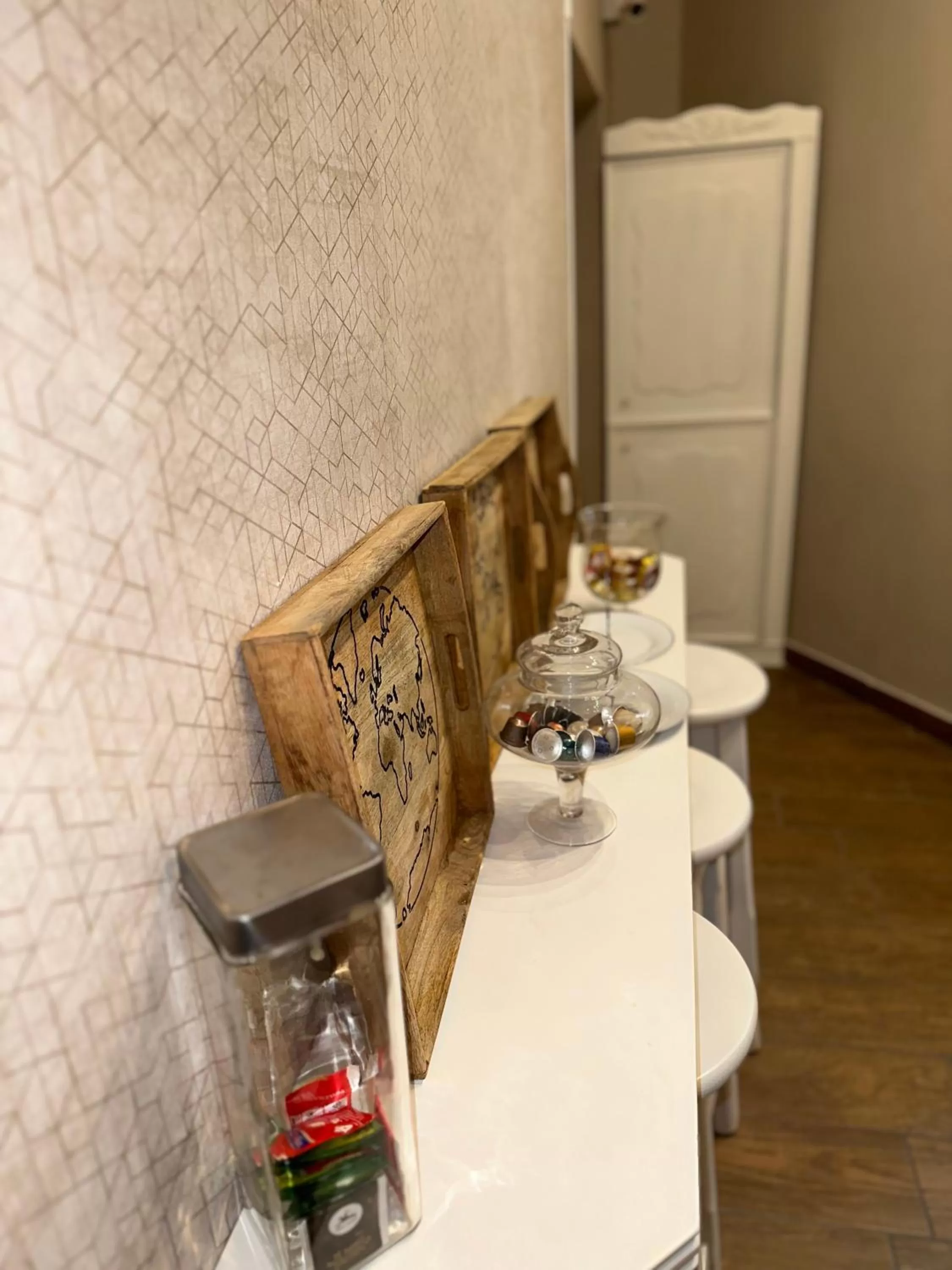 Decorative detail, Restaurant/Places to Eat in B&B Partenopeo