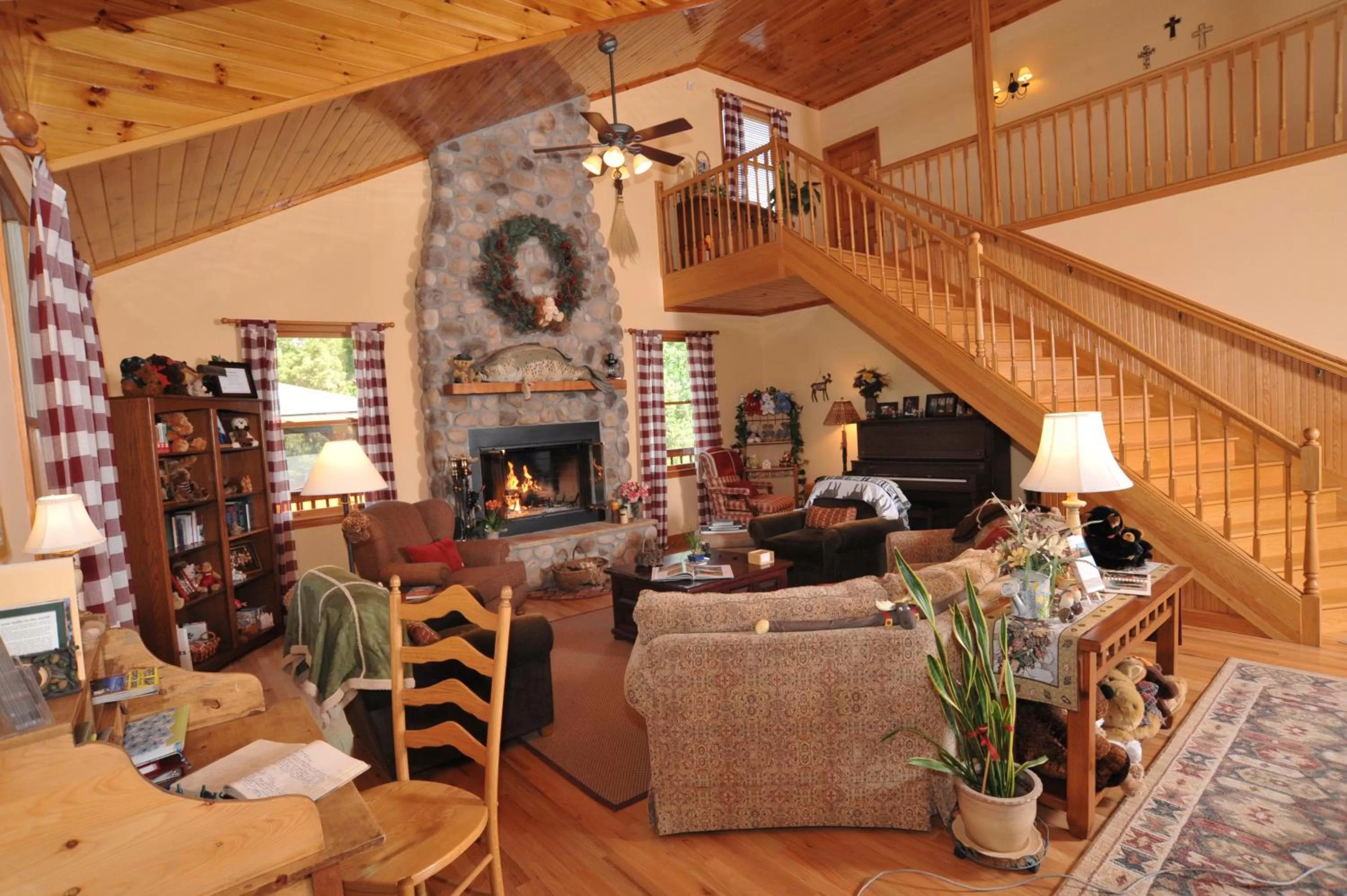 Lobby or reception in Berry Springs Lodge