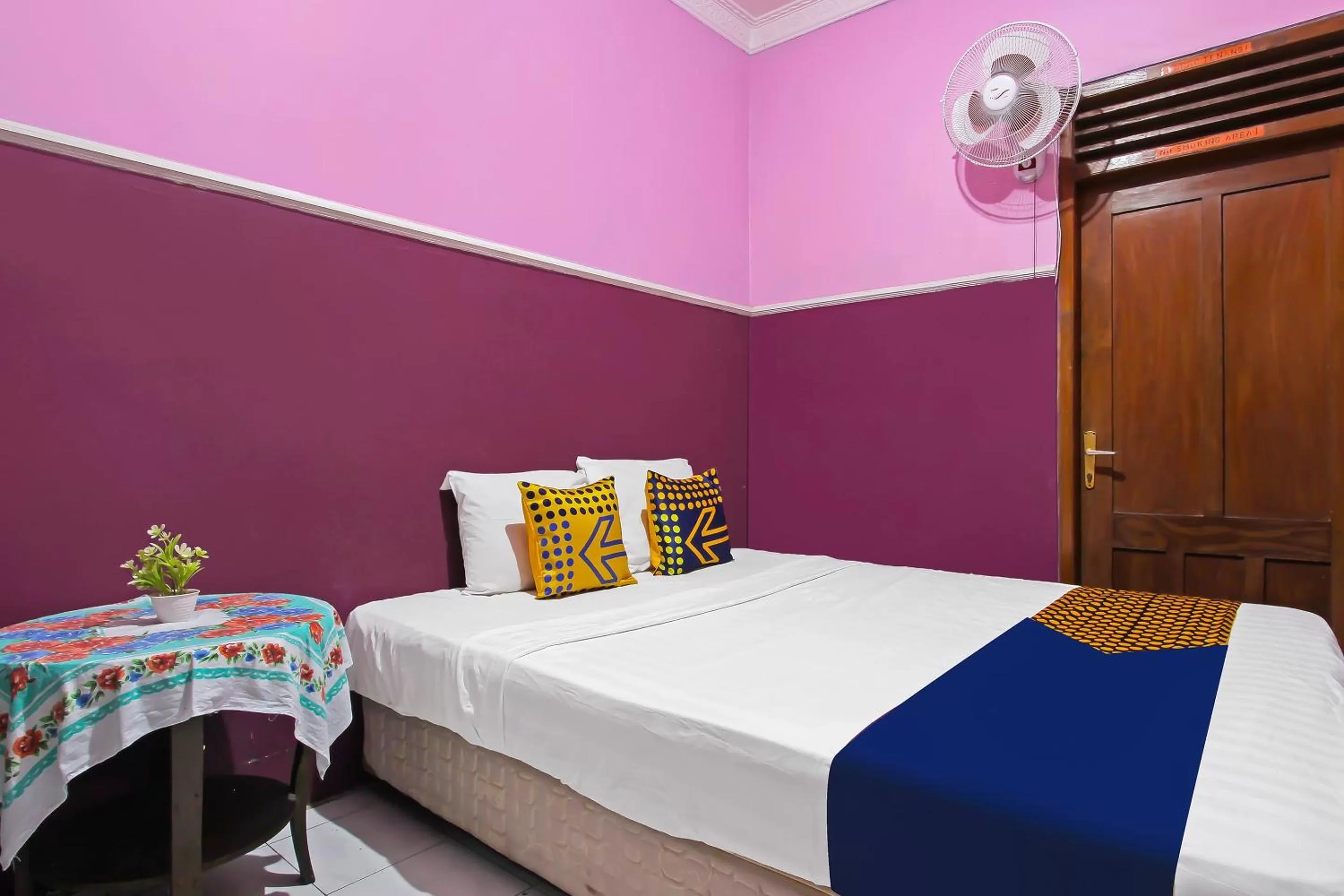 Bedroom, Bed in SPOT ON 91911 Rejeki Homestay Syariah Malioboro