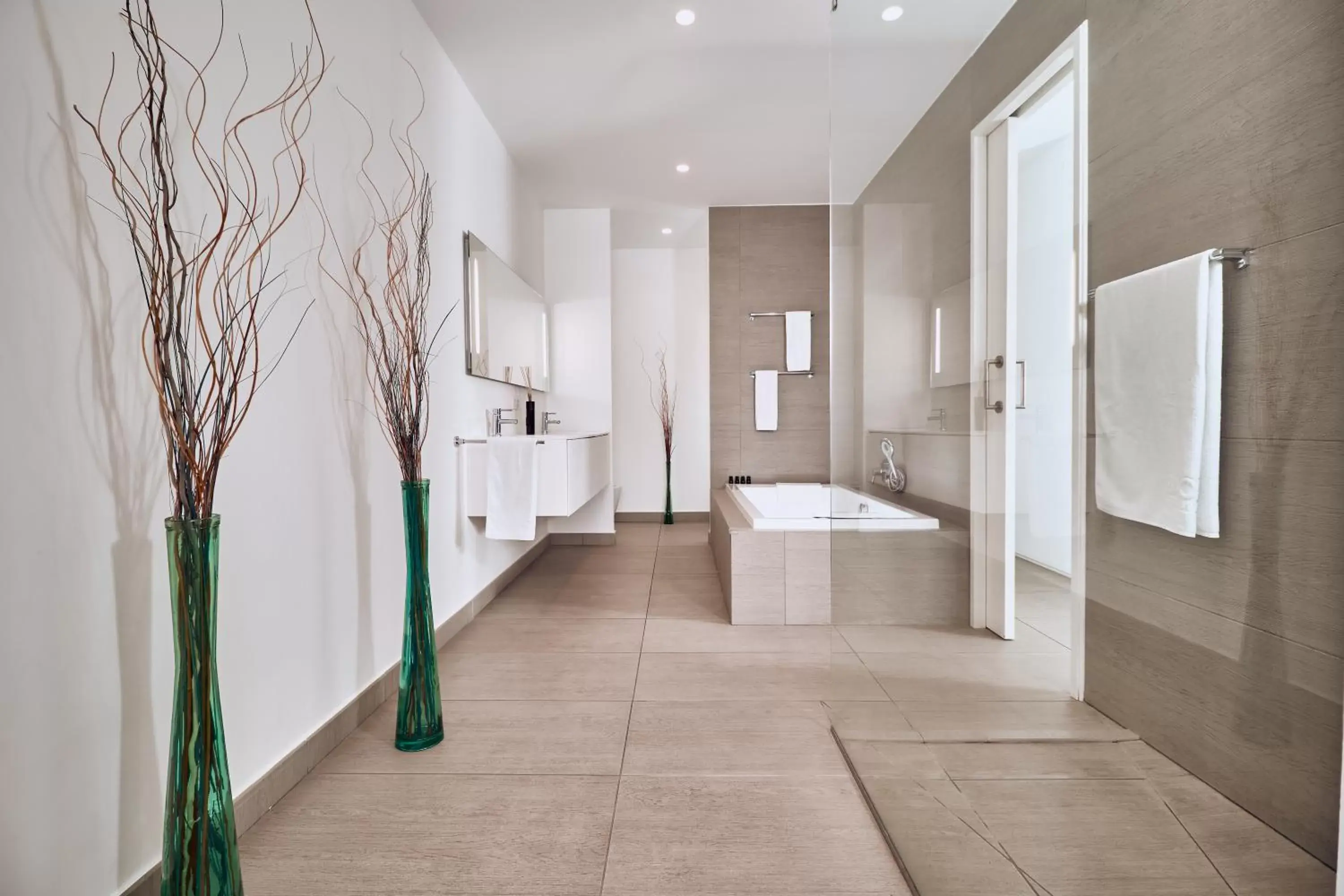 Bathroom in Hotel Baobab Suites